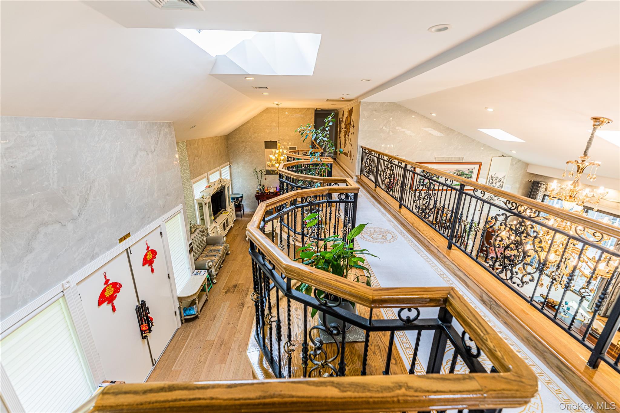 2 Summerwind Drive, Glen Head, NY 11545