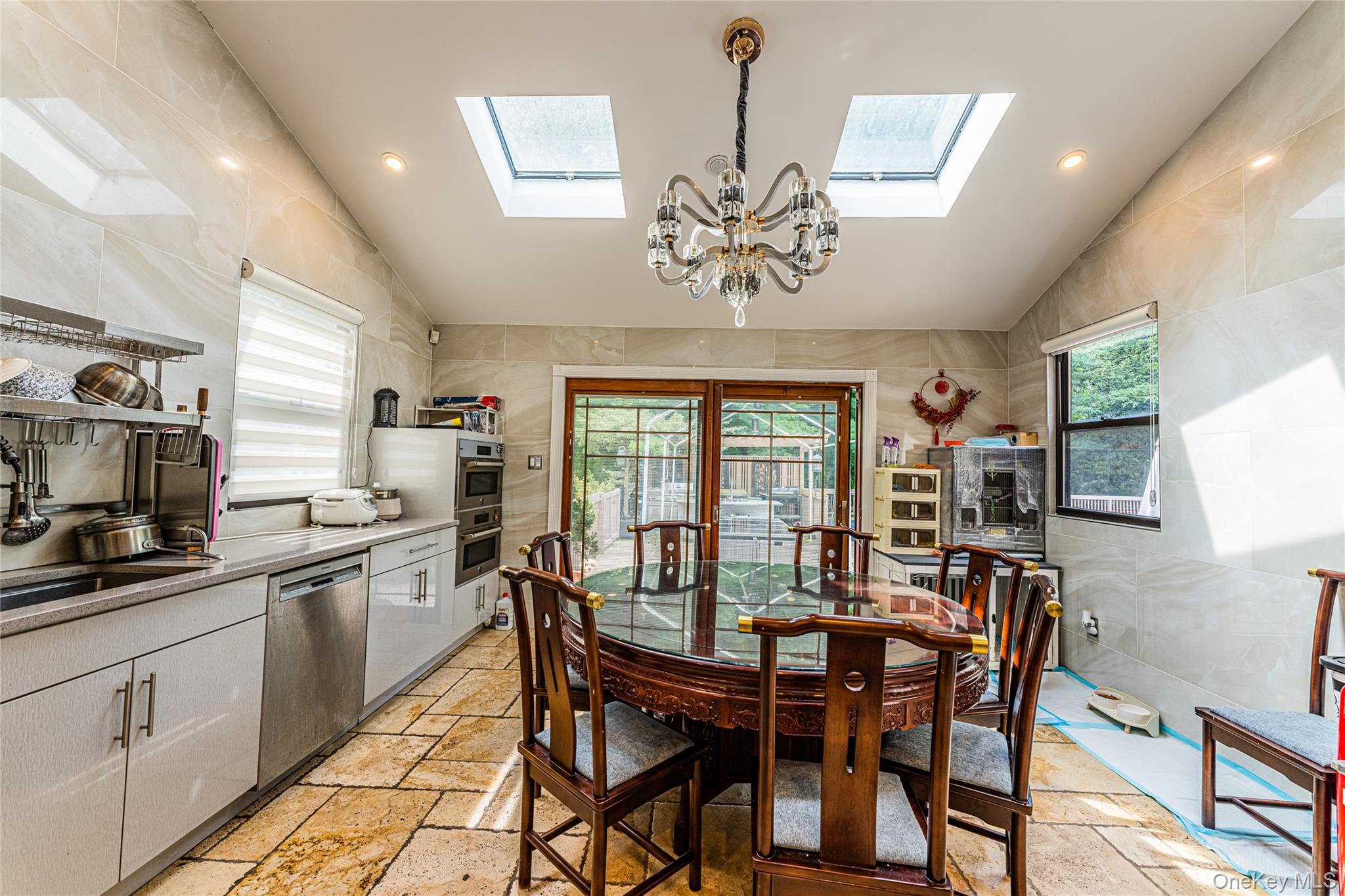 2 Summerwind Drive, Glen Head, NY 11545