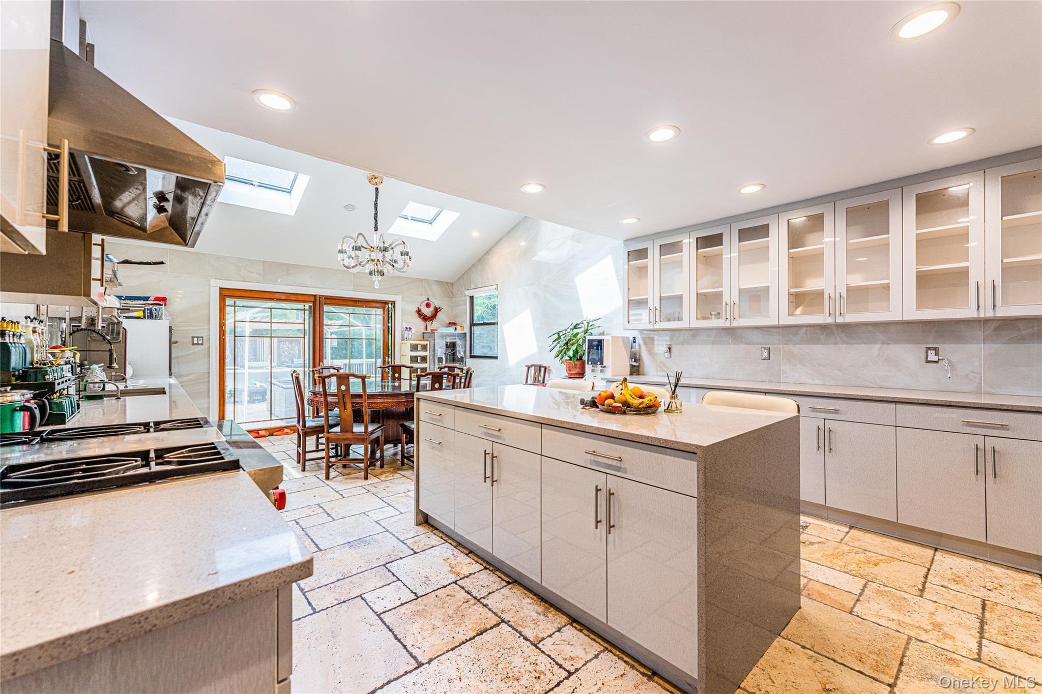 2 Summerwind Drive, Glen Head, NY 11545