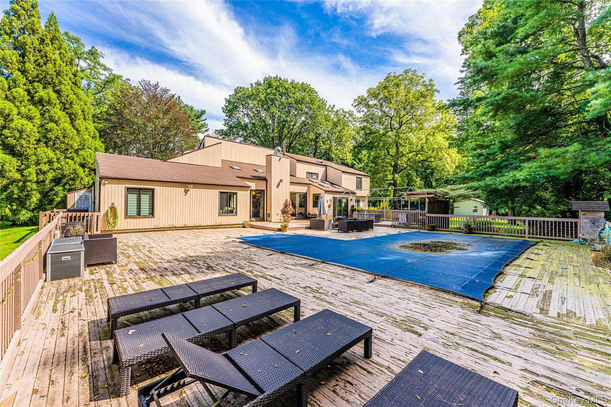 2 Summerwind Drive, Glen Head, NY 11545