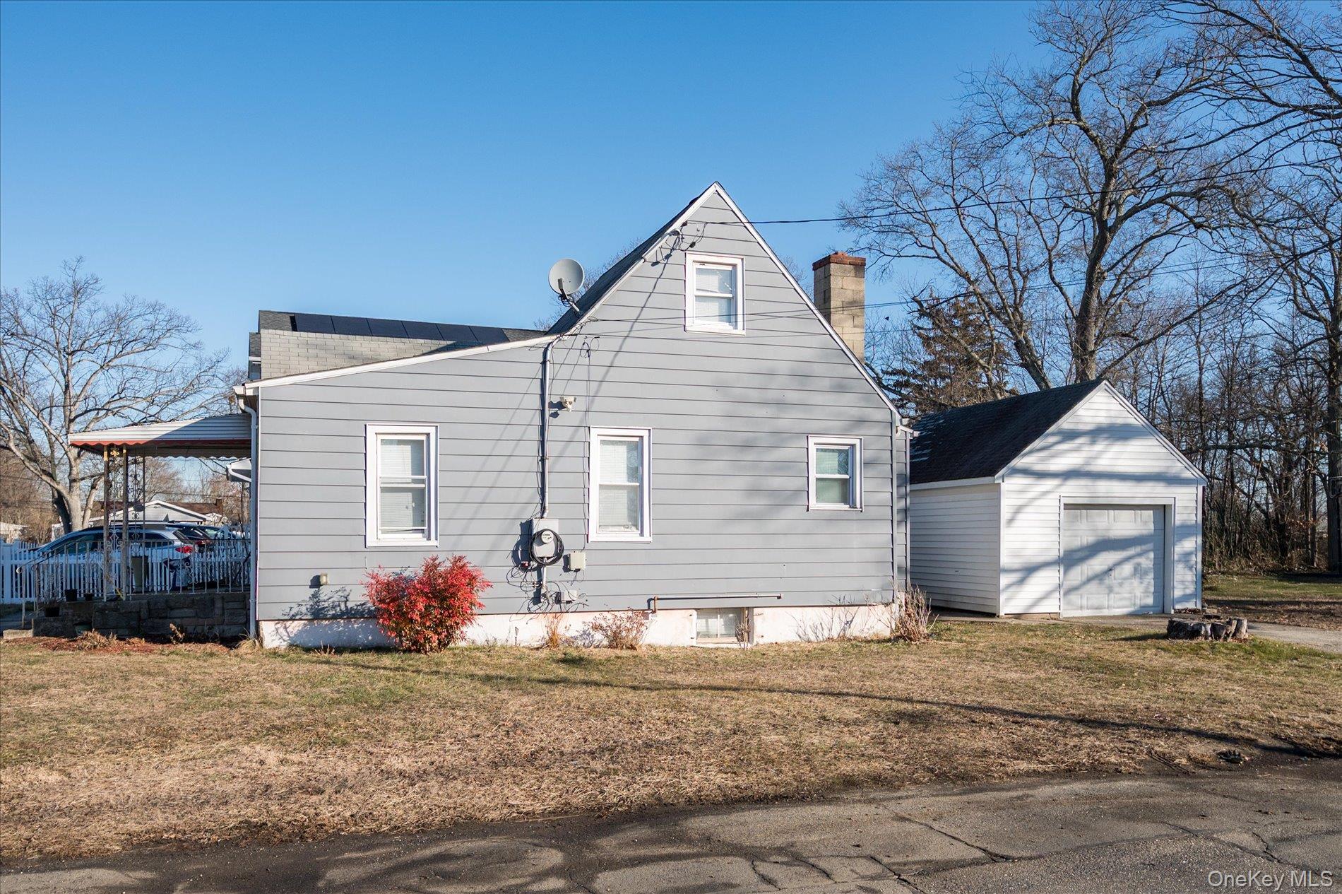 283 Washington Avenue, Amityville, NY 11701