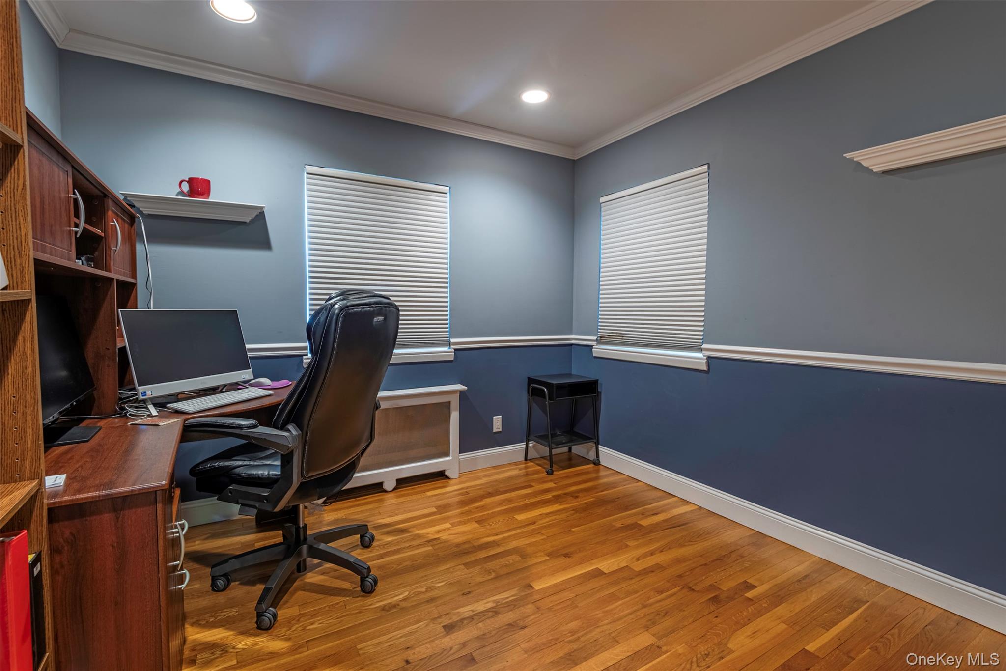 97 Gilmar Lane, Roslyn Heights, NY 11577