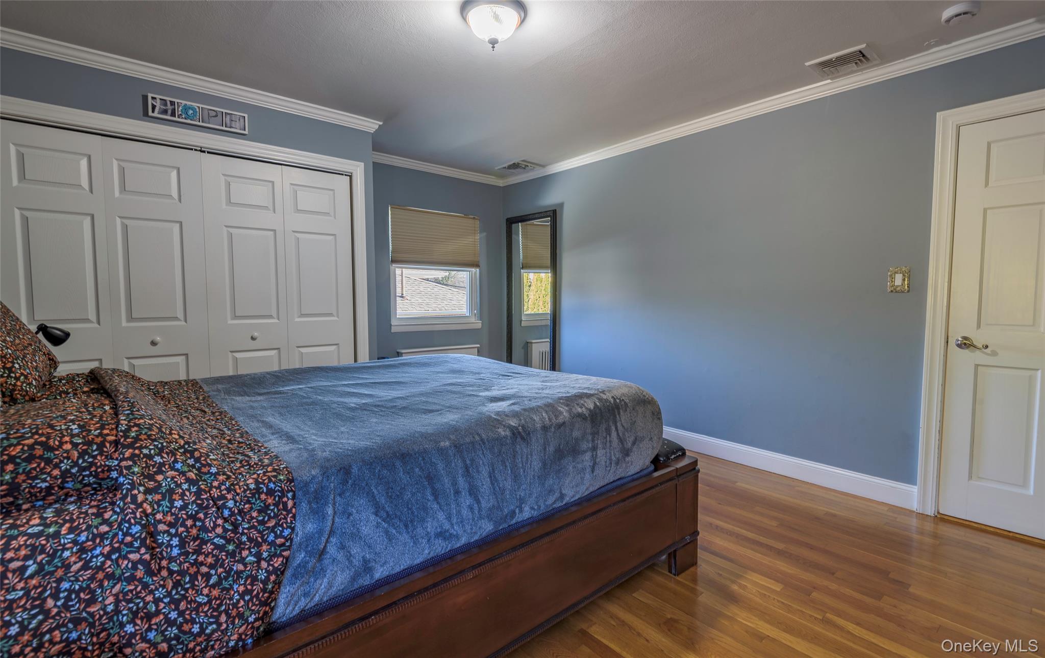 97 Gilmar Lane, Roslyn Heights, NY 11577