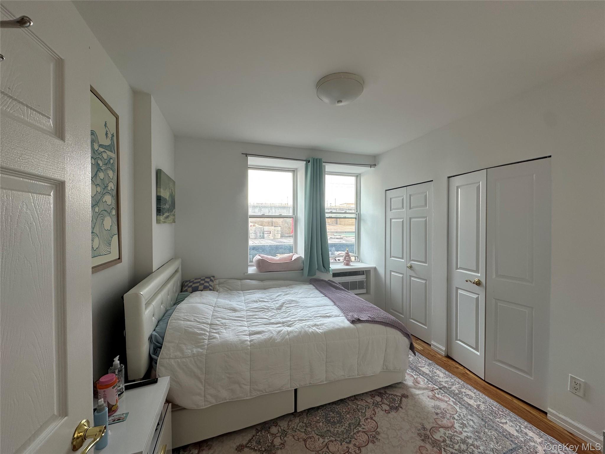 25 W Broadway # 105, Long Beach, NY 11561