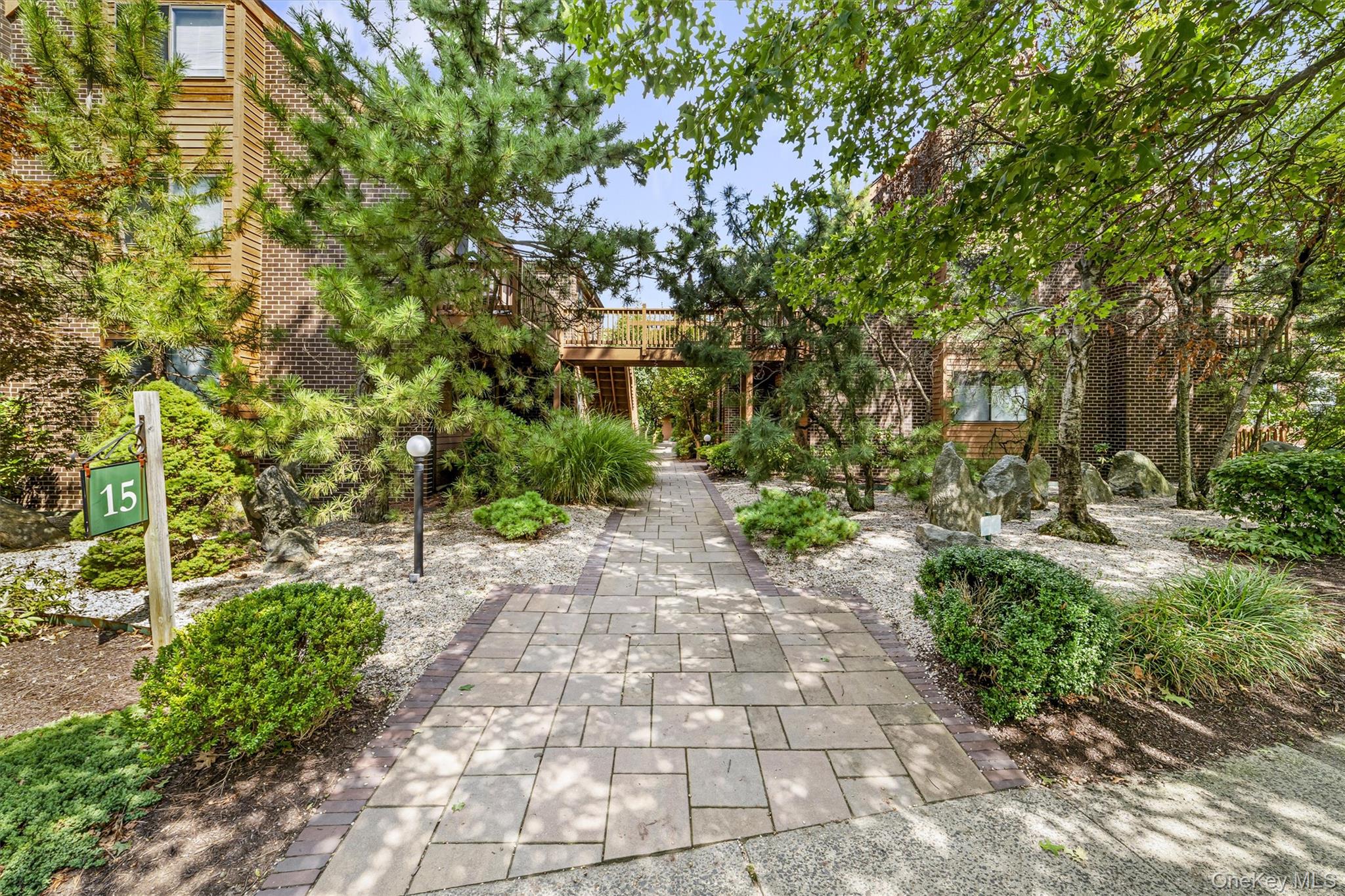 15 Greenridge Avenue # 25F, White Plains, NY 10605