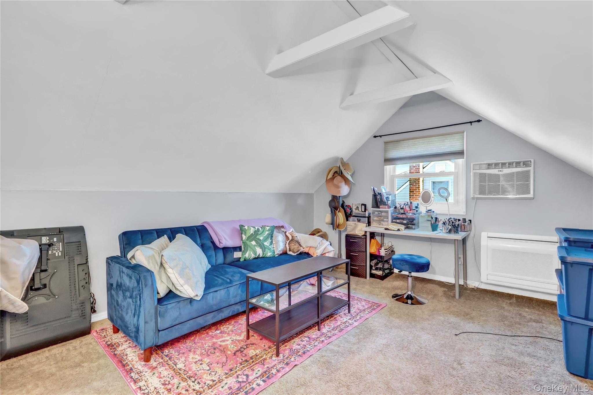 233 Sears Road, West Islip, NY 11795