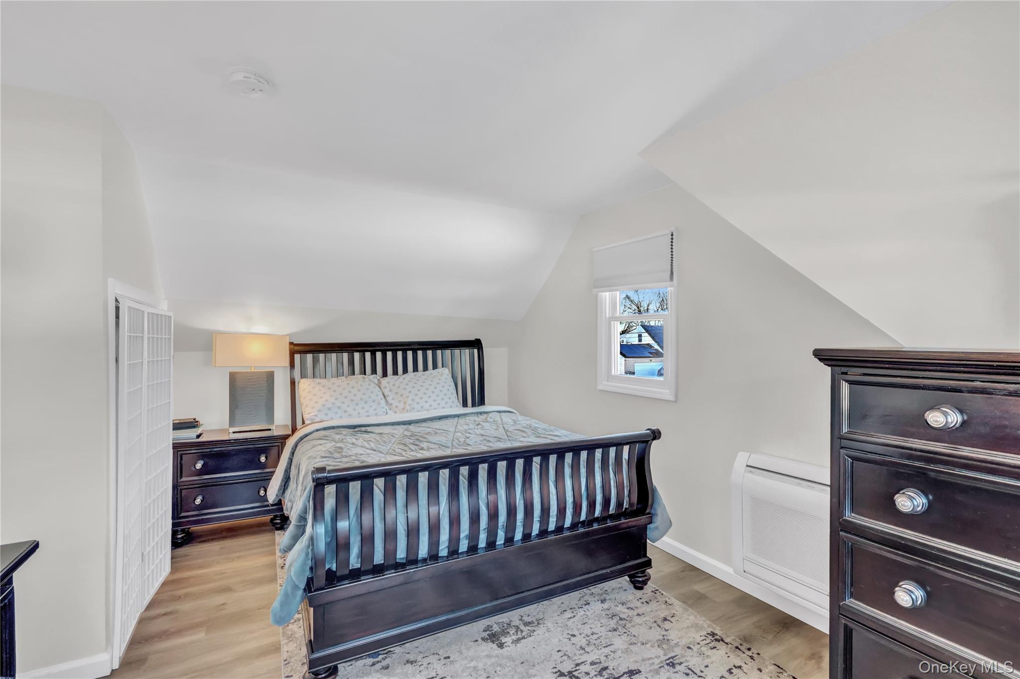 233 Sears Road, West Islip, NY 11795