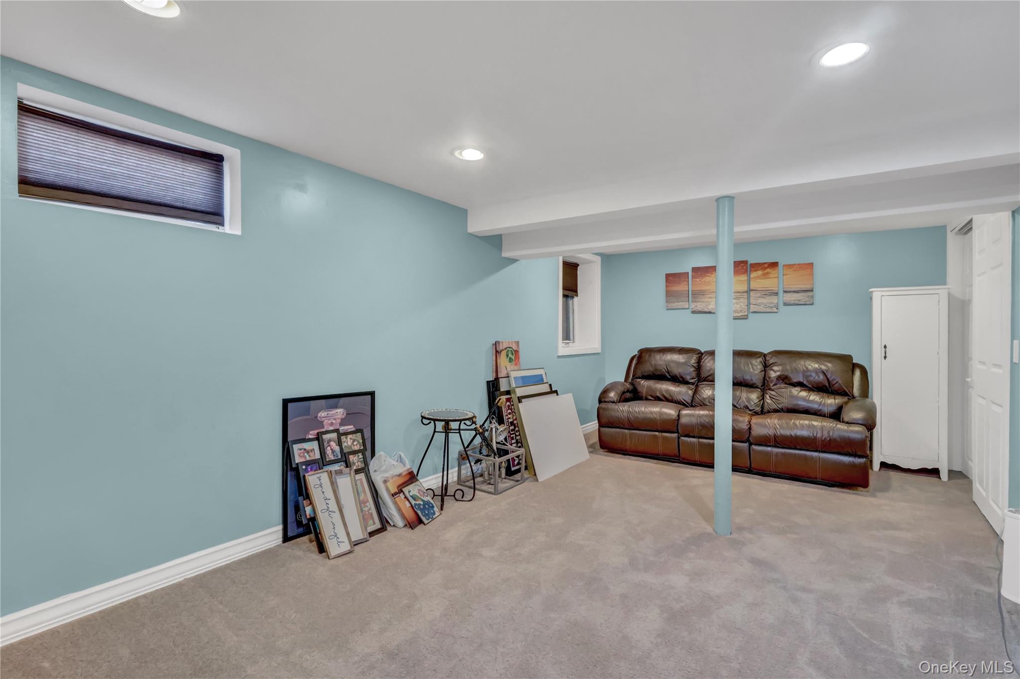 233 Sears Road, West Islip, NY 11795