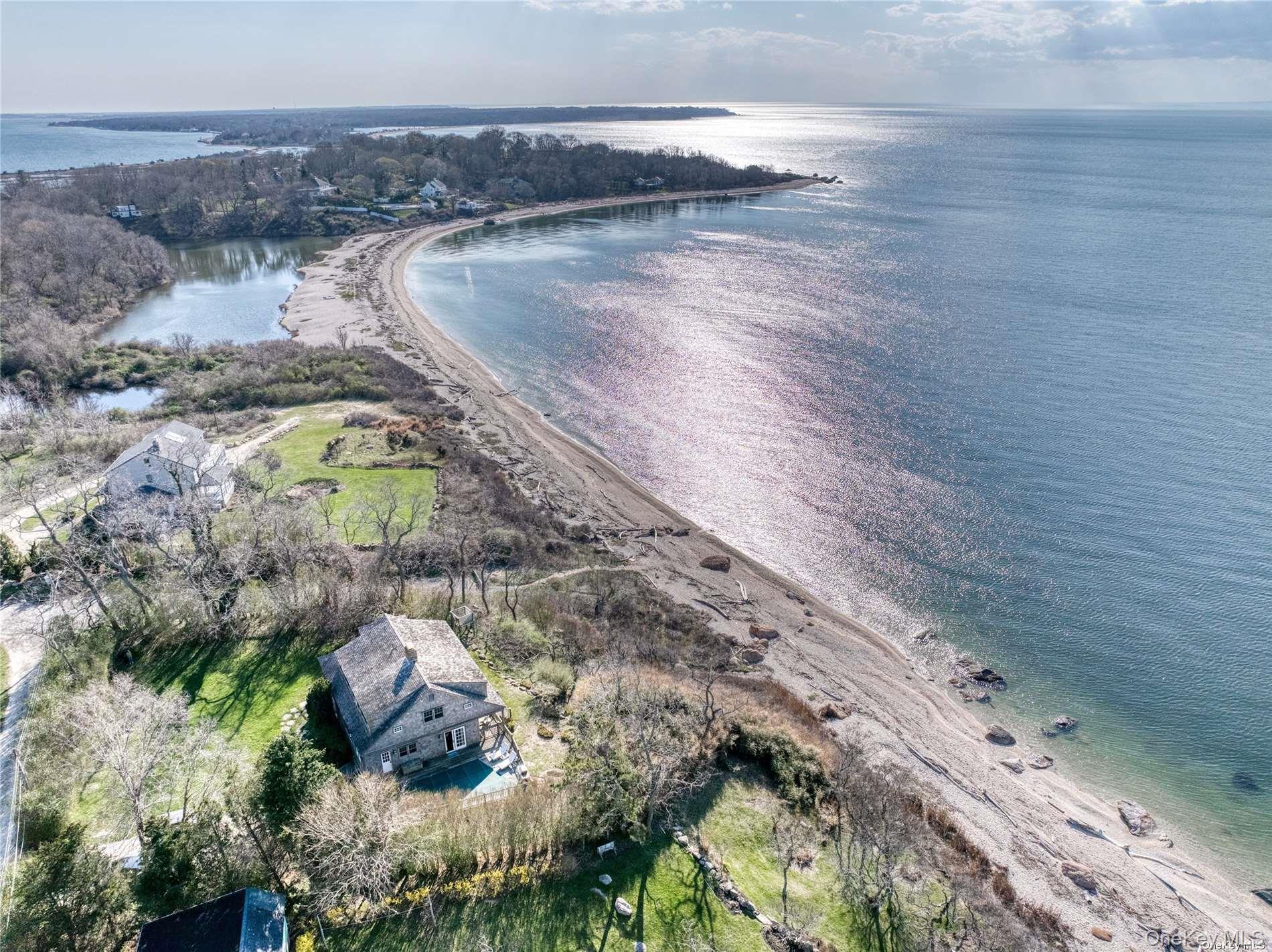 2100 Youngs Road, Orient, NY 11957