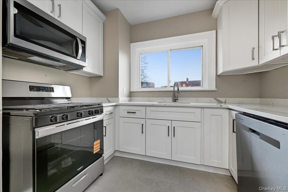 160 Argyle Avenue, Uniondale, NY 11553