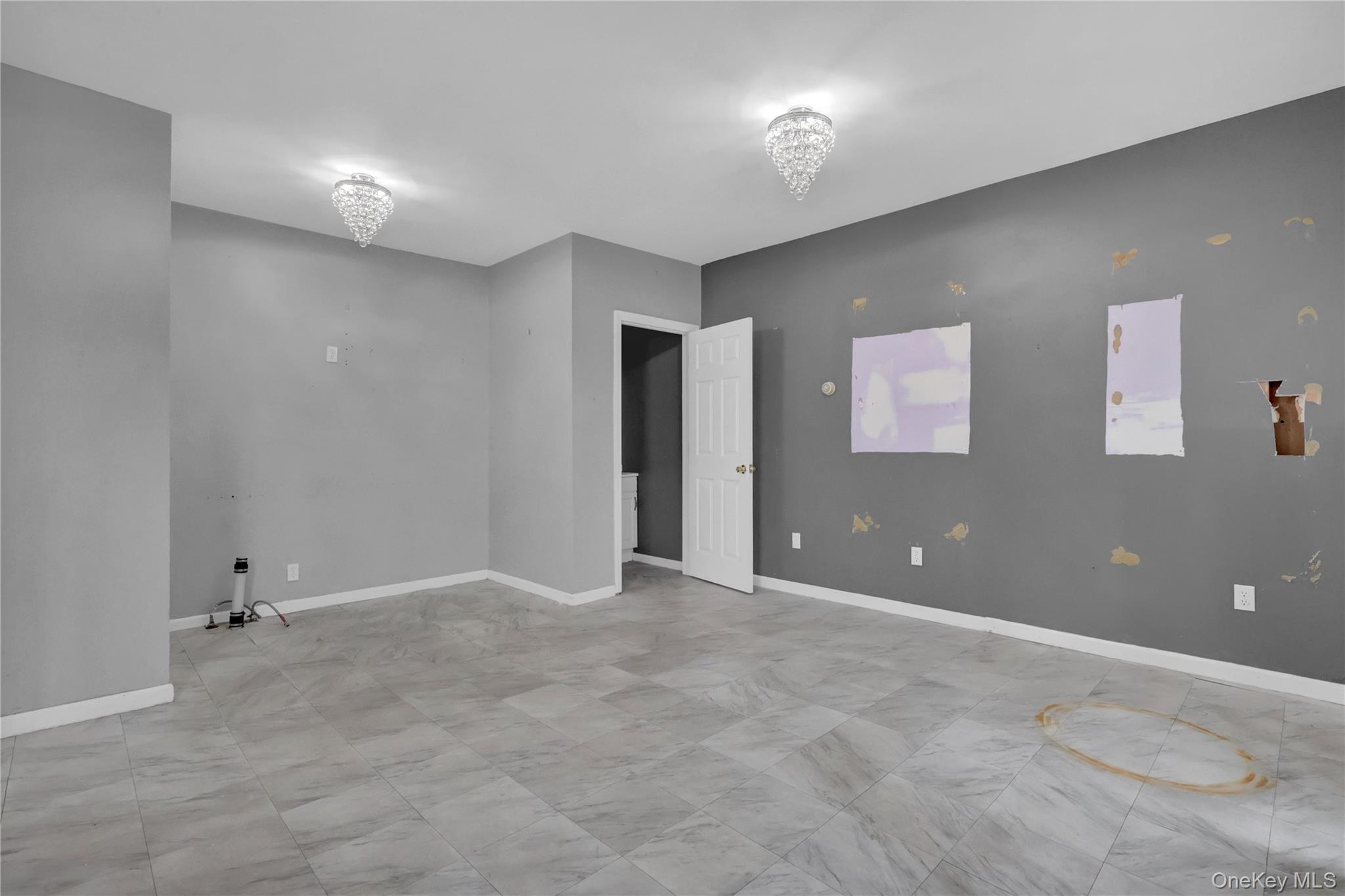 13 Carpenter Street, Glen Cove, NY 11542