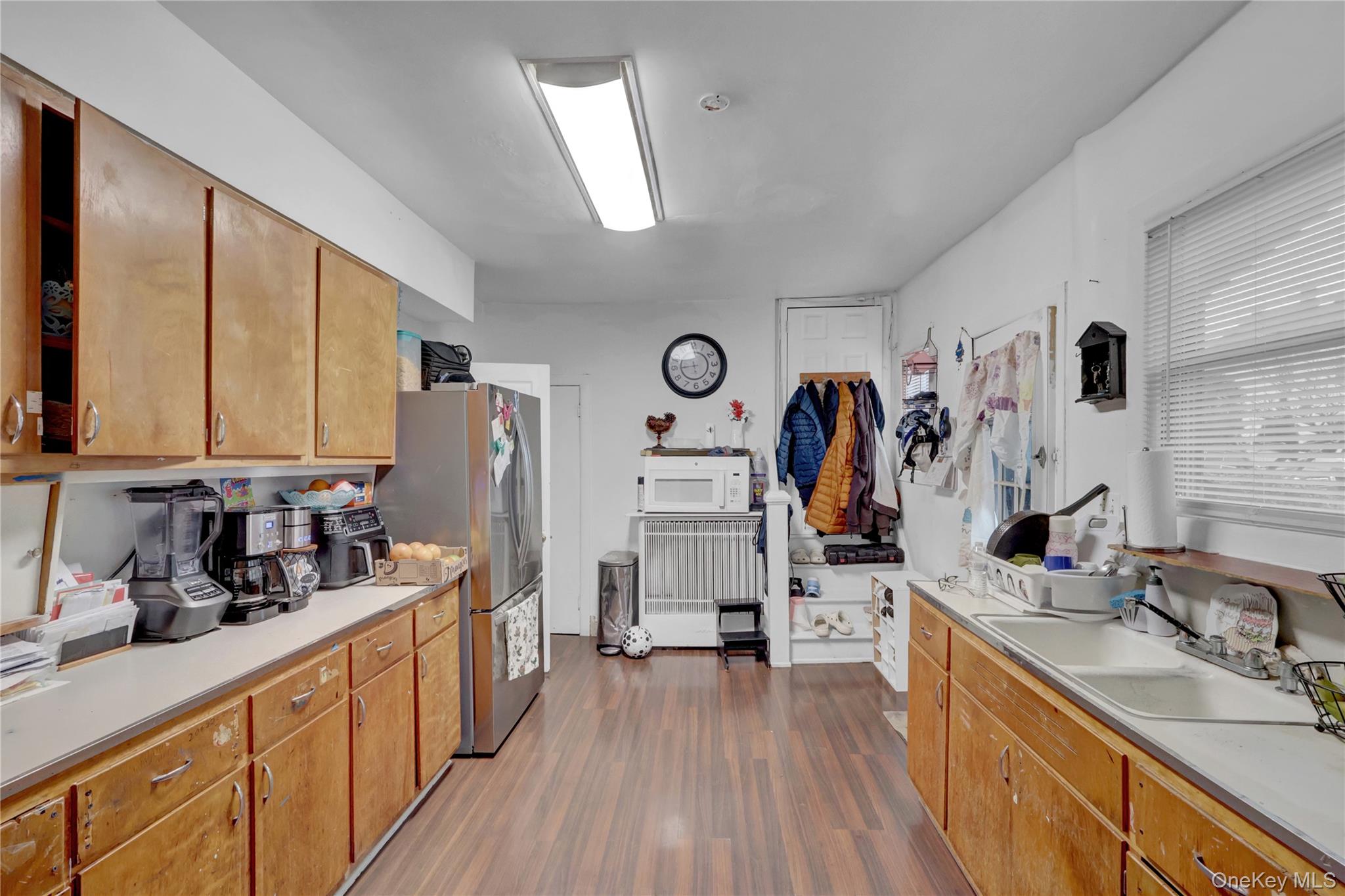 13 Carpenter Street, Glen Cove, NY 11542