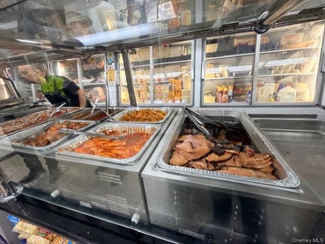 160 Jericho Turnpike, Mineola, NY 11501