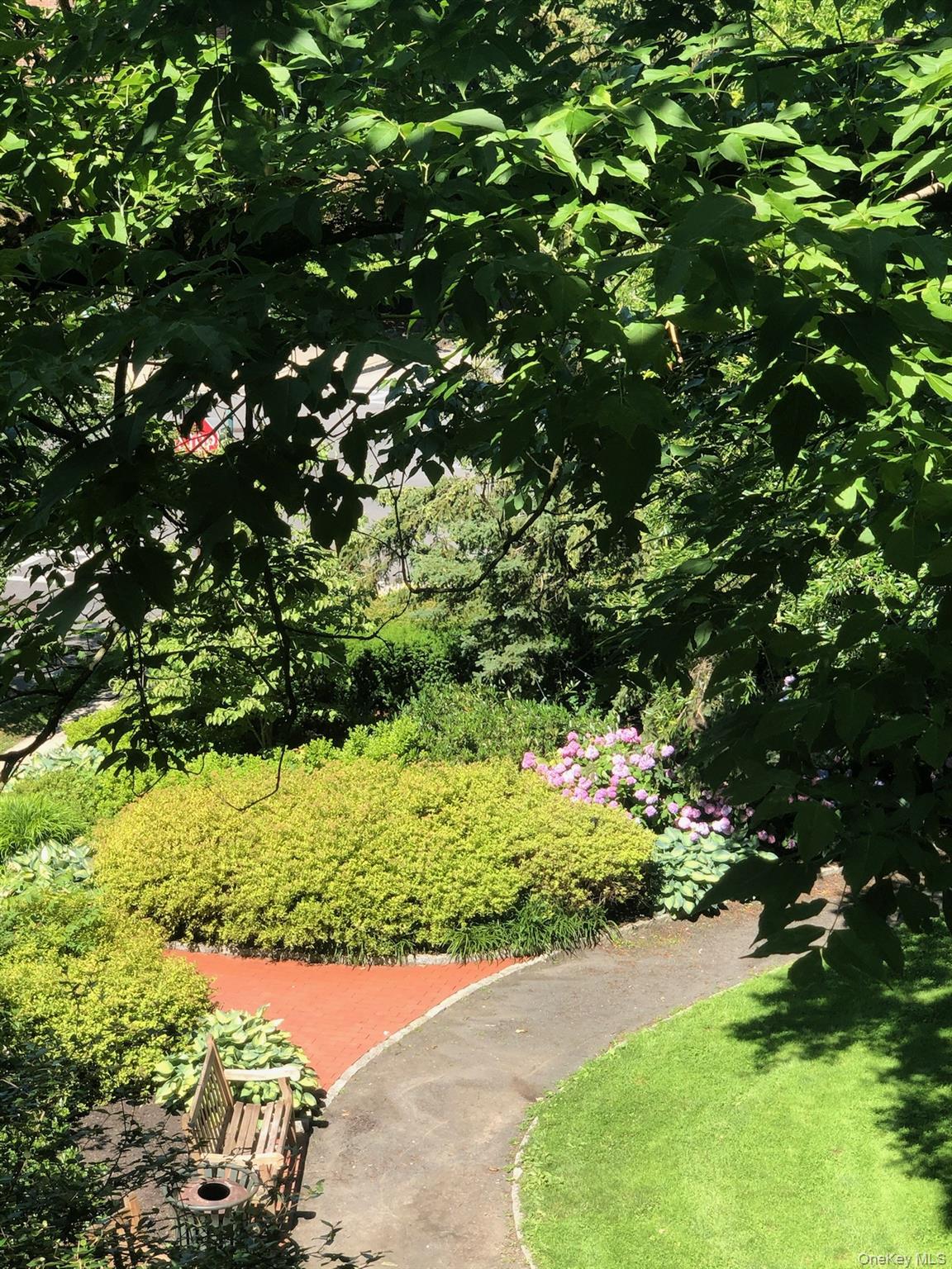 15 Meadow Avenue # 6, Bronxville, NY 10708