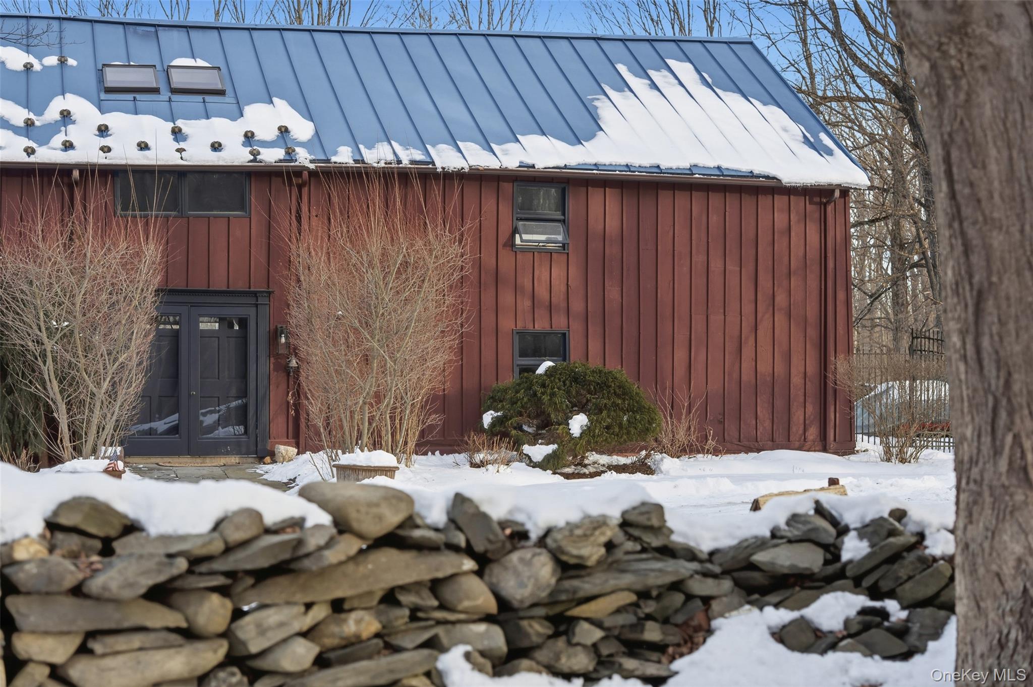 101 Drake Road, Pleasant Valley, NY 12569