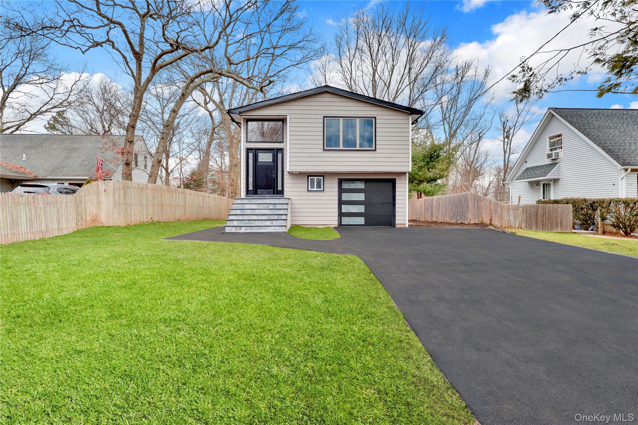 567 Puritan Drive, Shirley, NY 11967