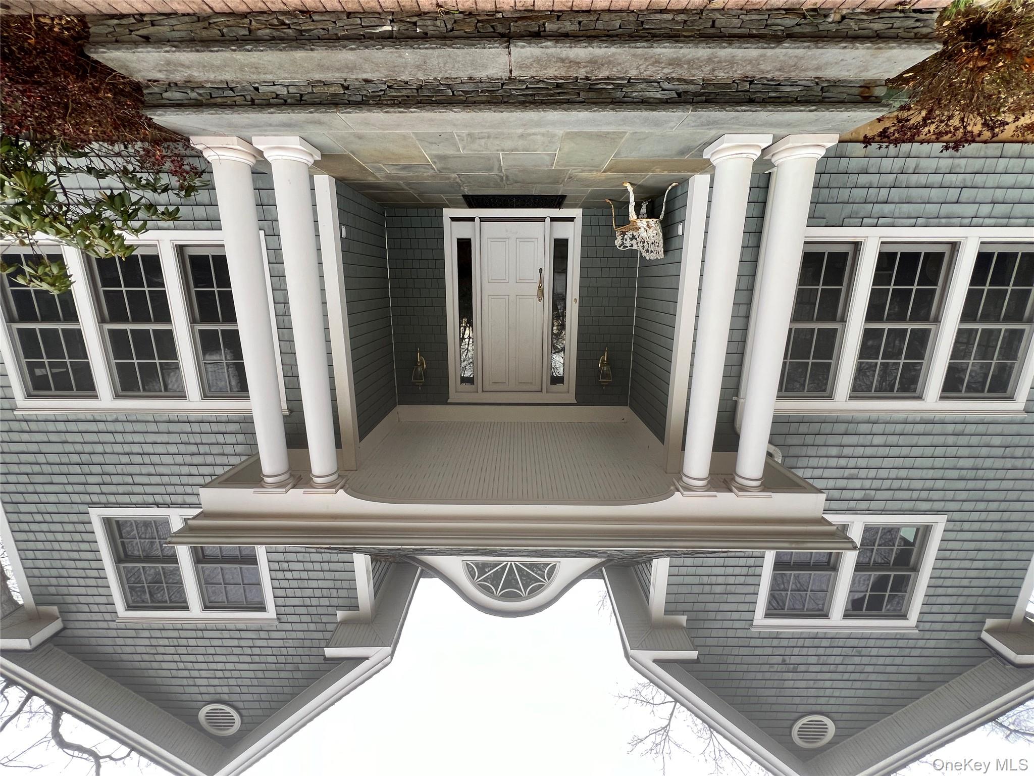 214 Downing Avenue, Sea Cliff, NY 11579