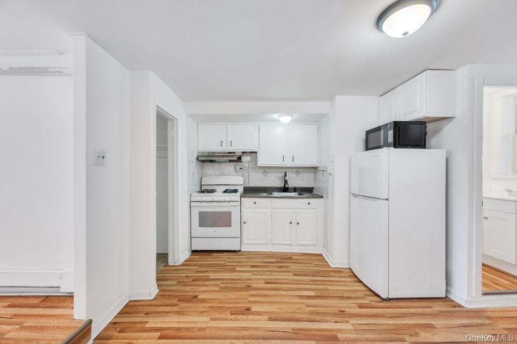 5042 Kings Highway, Brooklyn, NY 11234