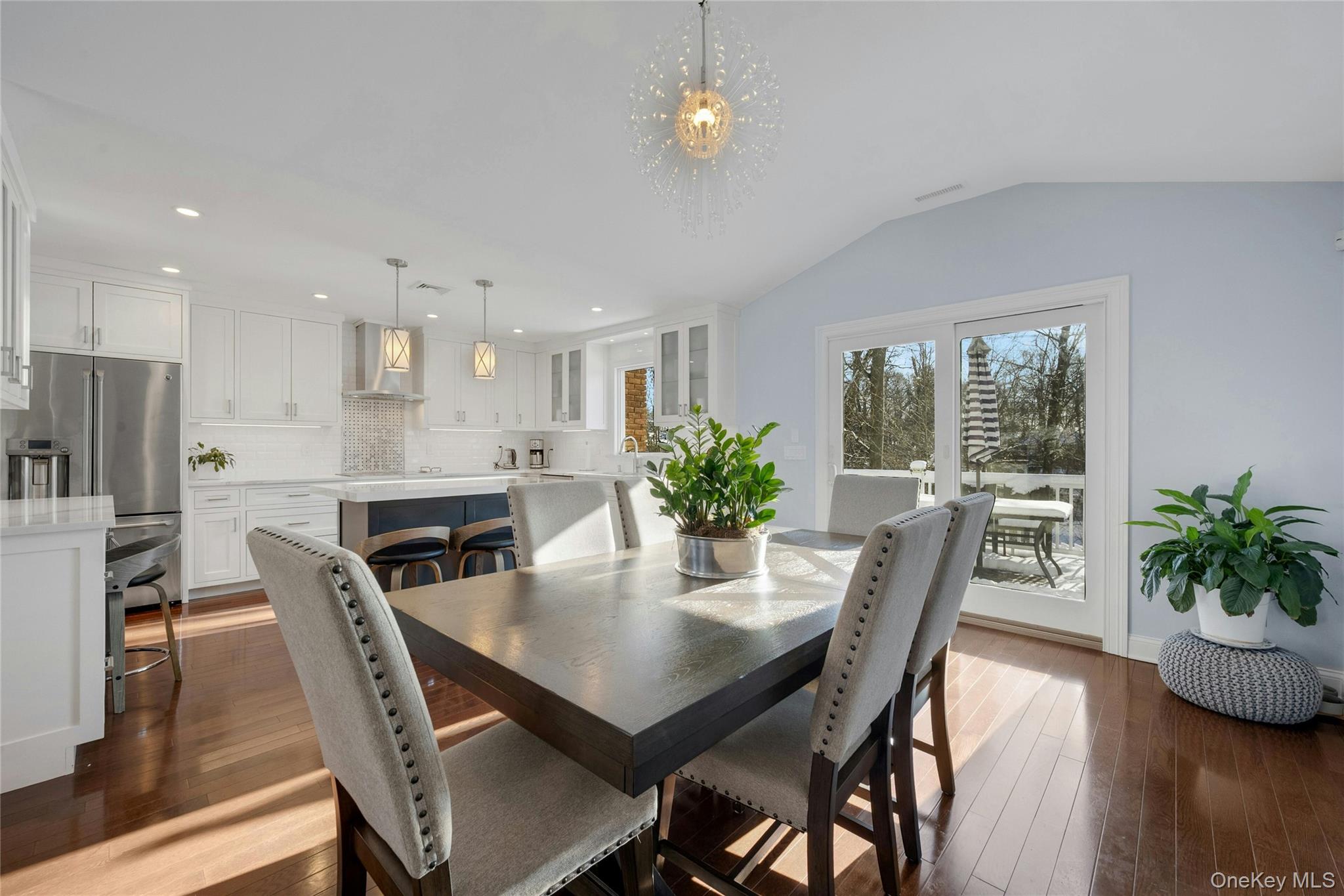 30 Highclere Lane, Valhalla, NY 10595