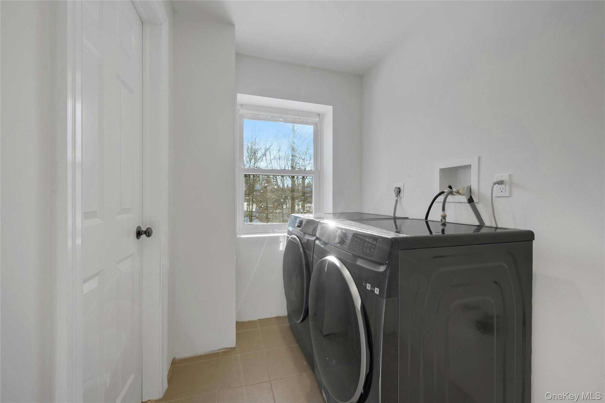 30 Highclere Lane, Valhalla, NY 10595