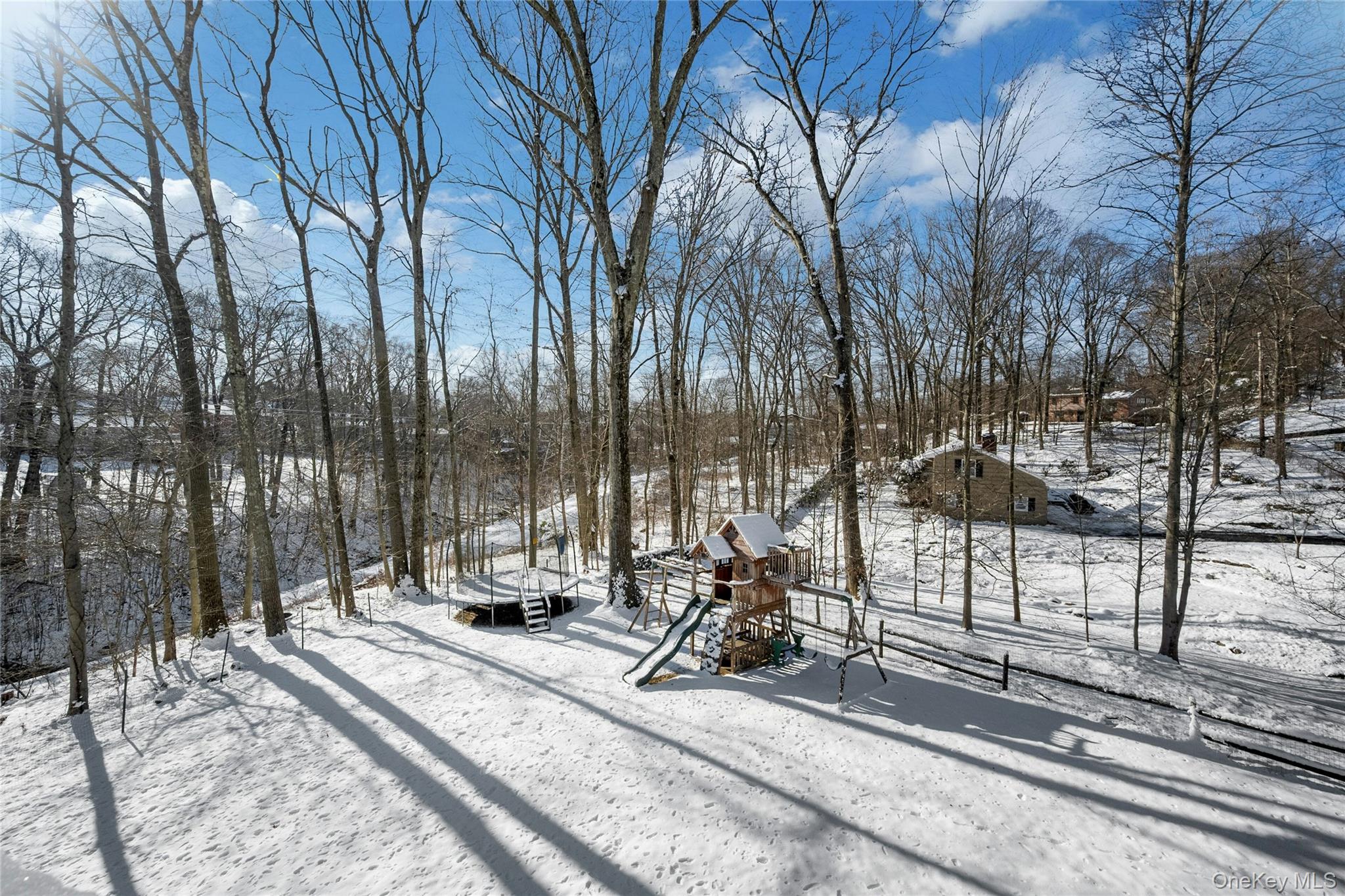 30 Highclere Lane, Valhalla, NY 10595