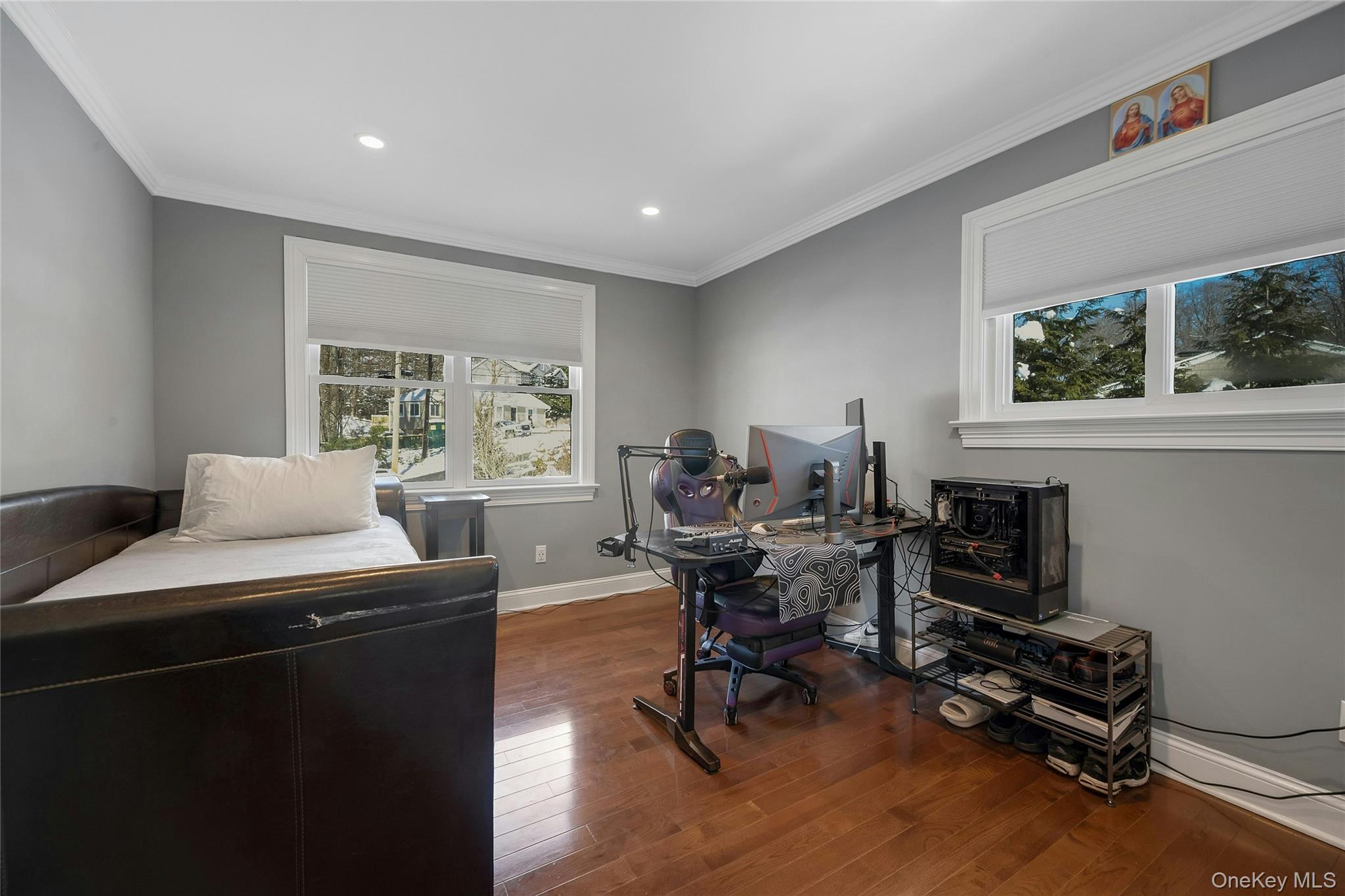 30 Highclere Lane, Valhalla, NY 10595