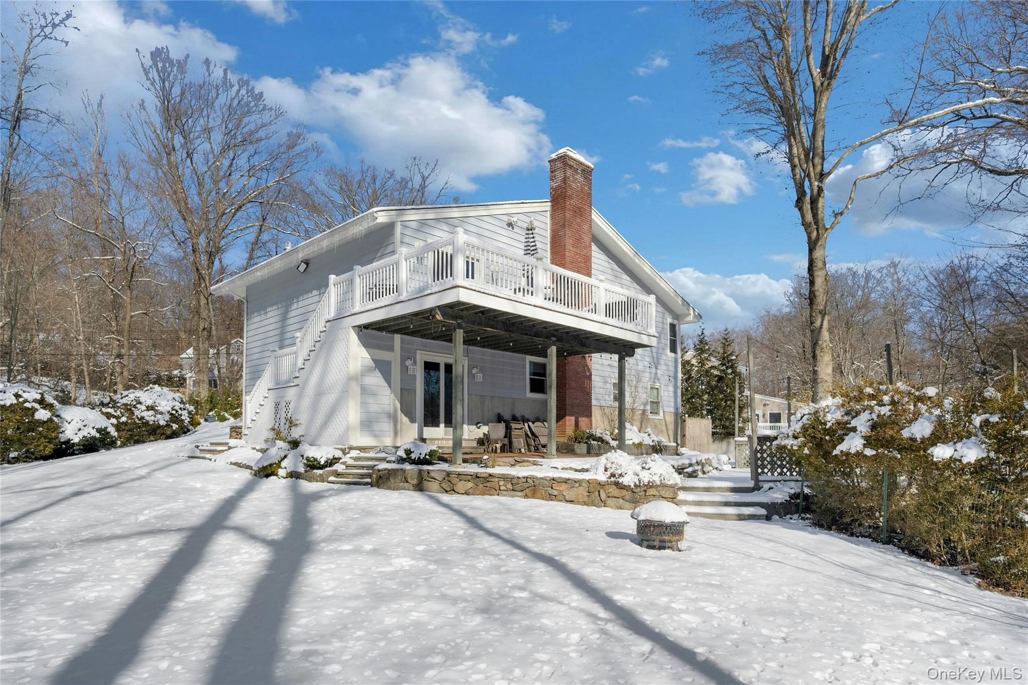 30 Highclere Lane, Valhalla, NY 10595