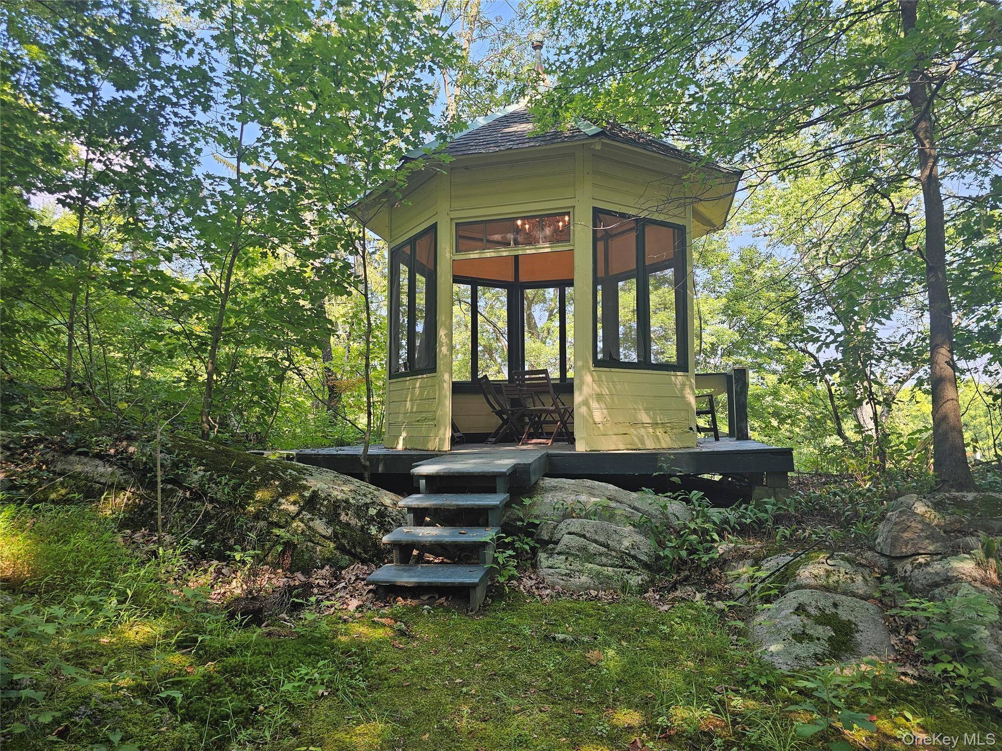 38 Bellvale Lakes Road, Warwick, NY 10990