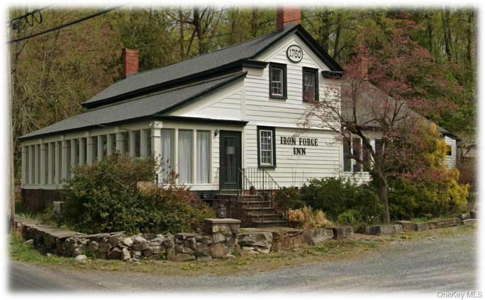 38 Bellvale Lakes Road, Warwick, NY 10990