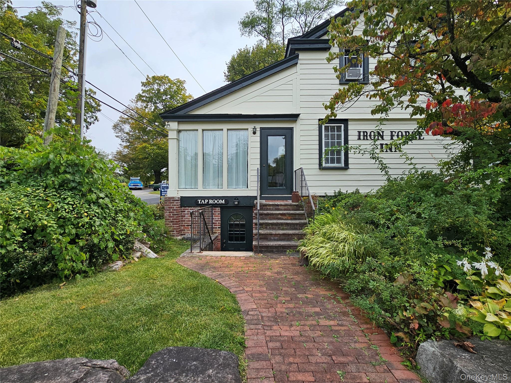 38 Bellvale Lakes Road, Warwick, NY 10990