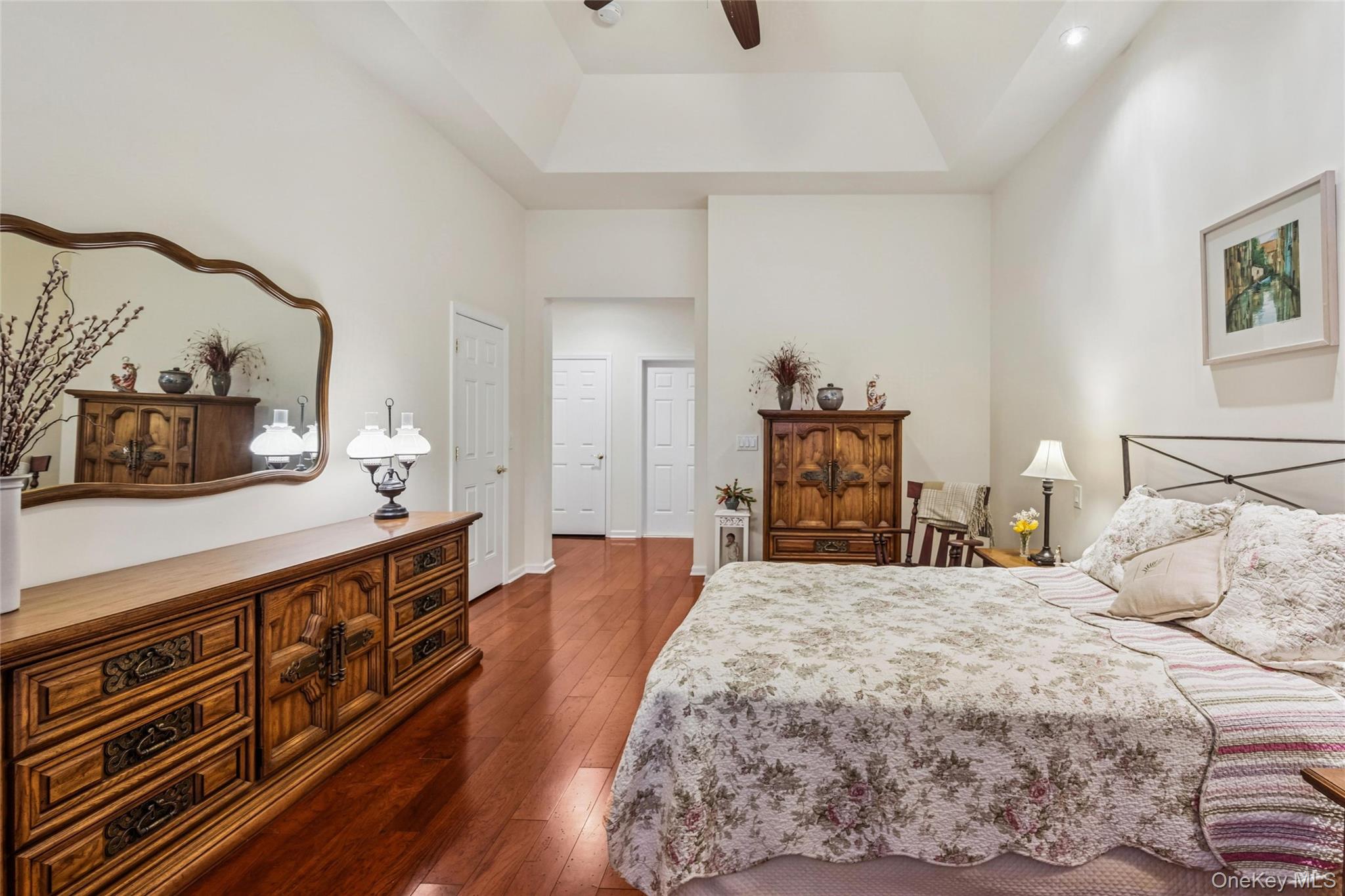 6 Ovation Place, Eastport, NY 11941