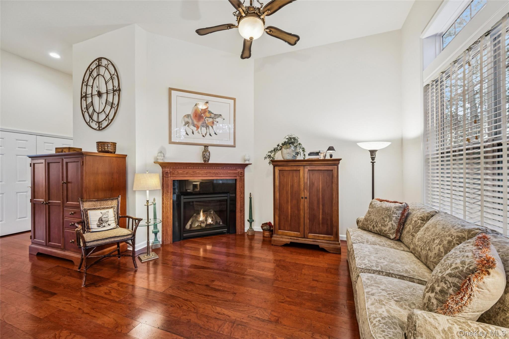 6 Ovation Place, Eastport, NY 11941