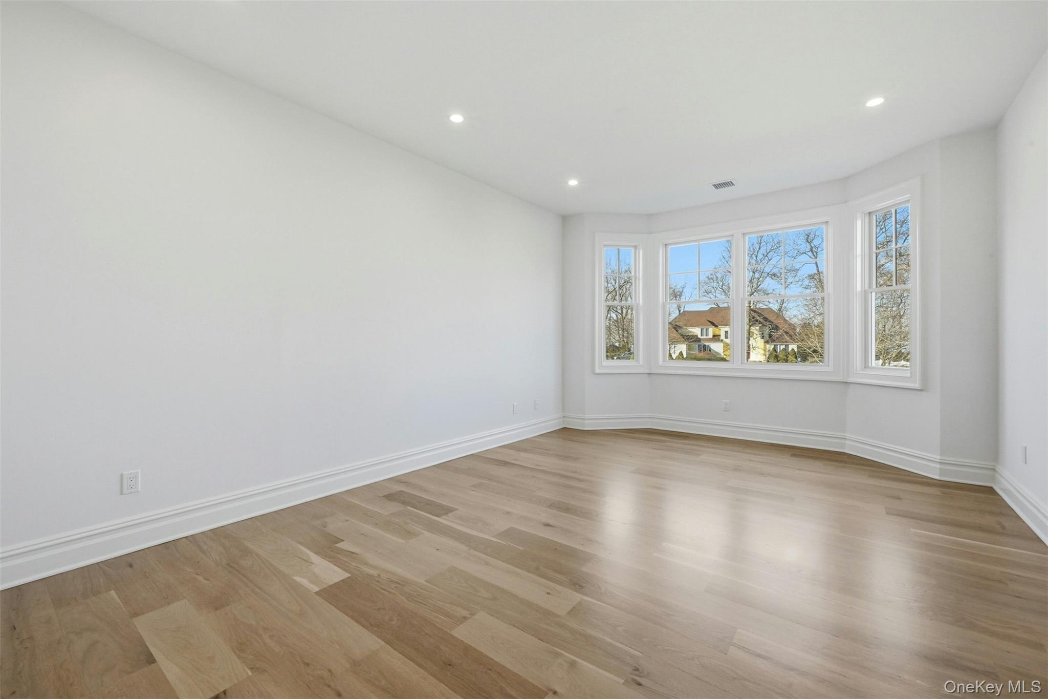 75 Crescent Court, Wading River, NY 11792