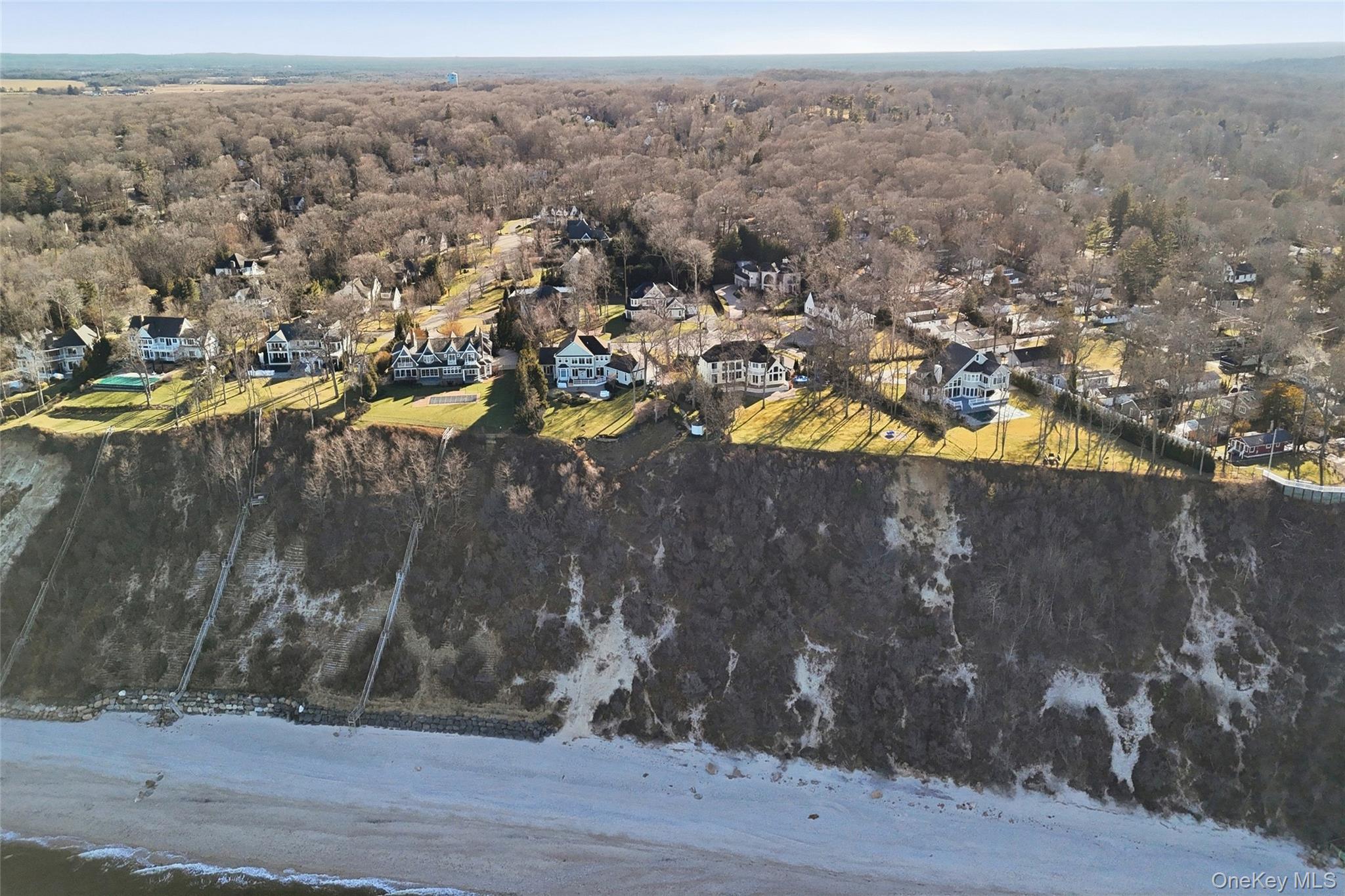 75 Crescent Court, Wading River, NY 11792