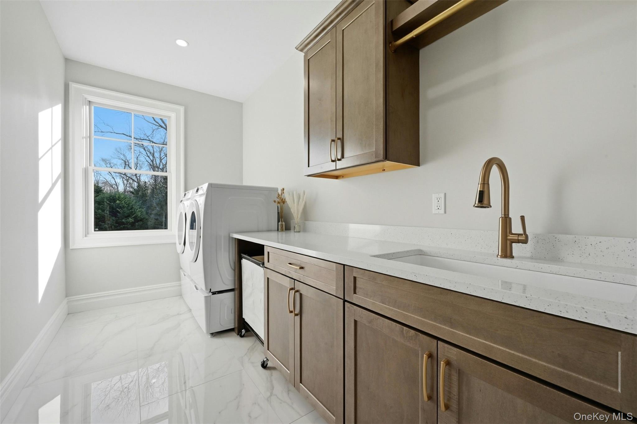 75 Crescent Court, Wading River, NY 11792