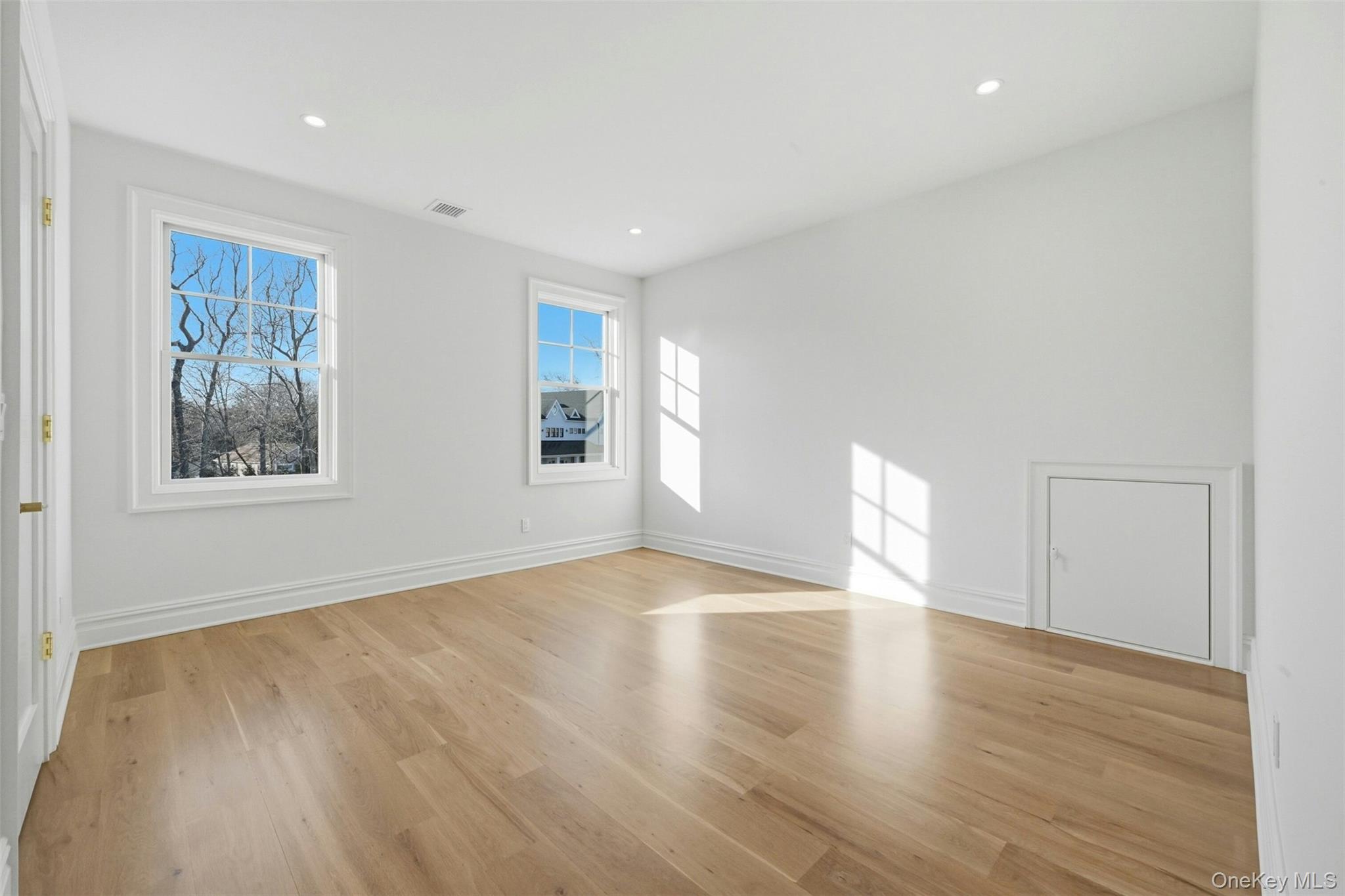 75 Crescent Court, Wading River, NY 11792