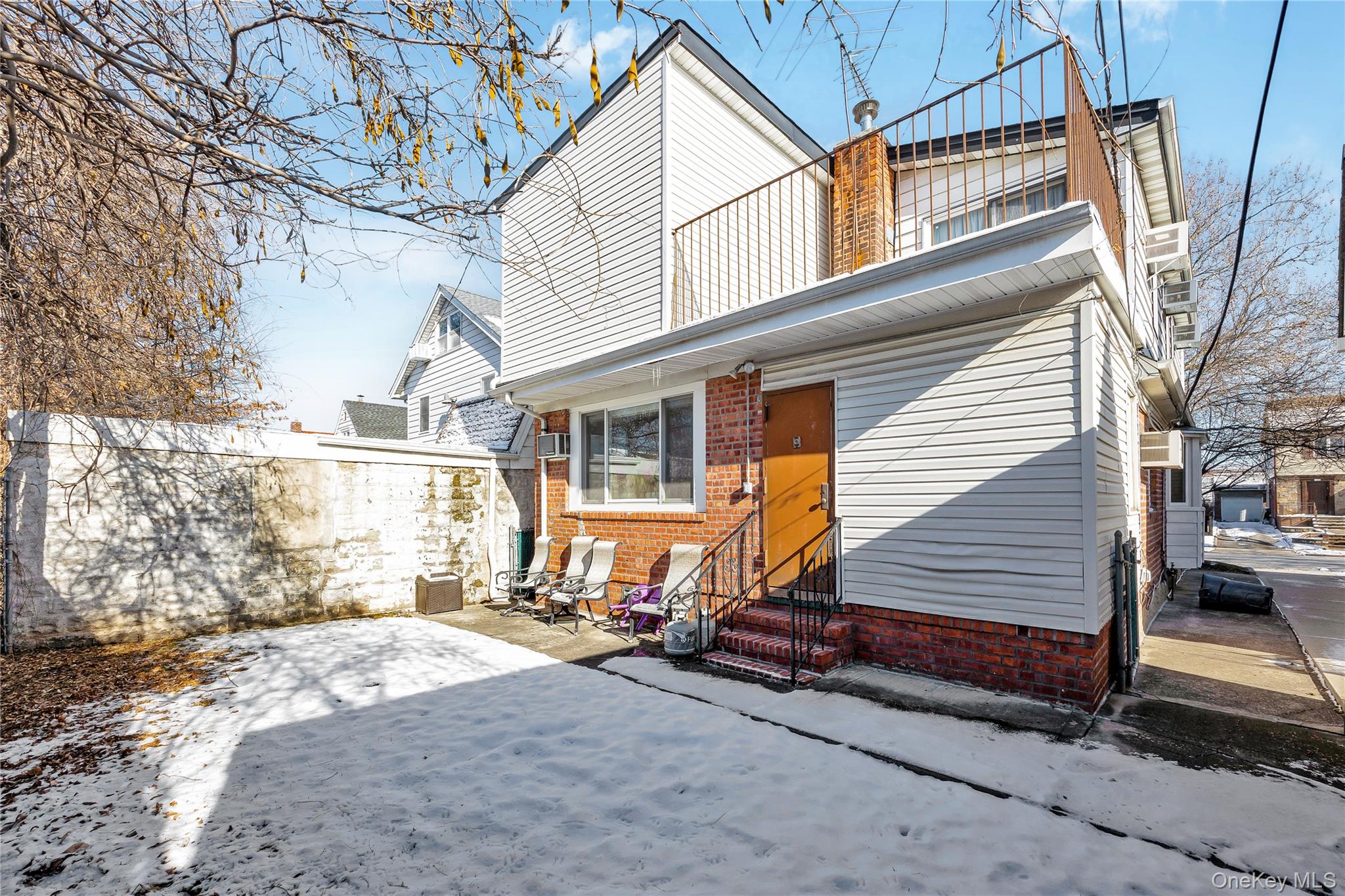 7042 173rd Street, Fresh Meadows, NY 11365