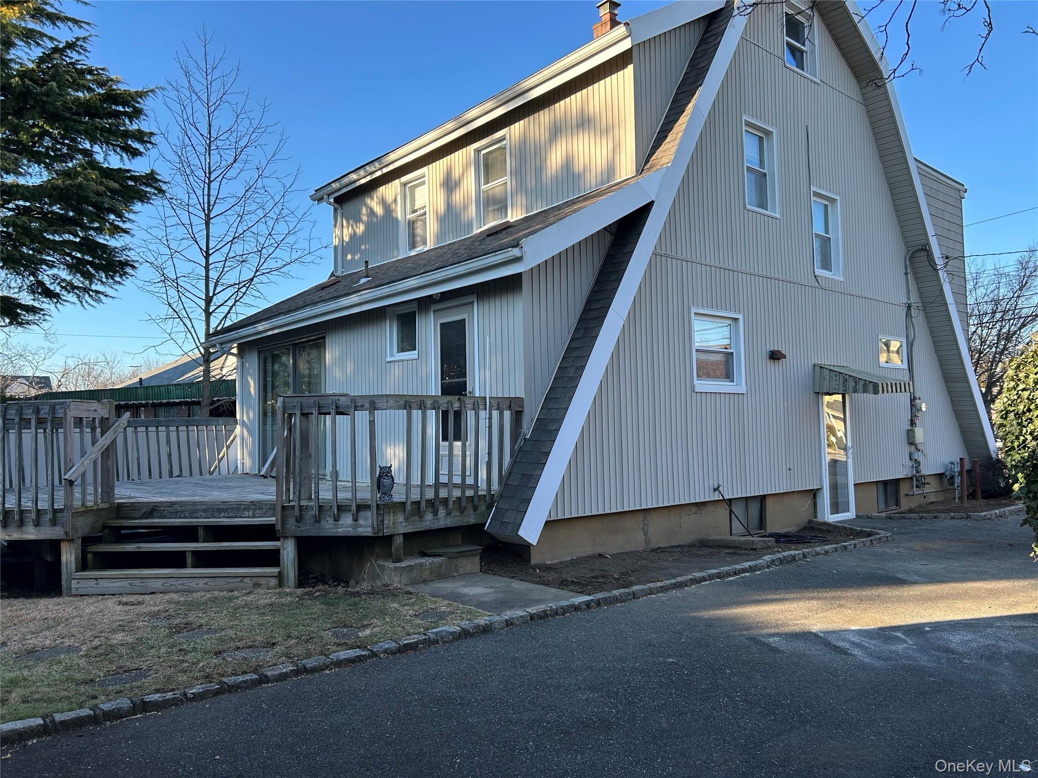 70 E Beverly Parkway, Valley Stream, NY 11580
