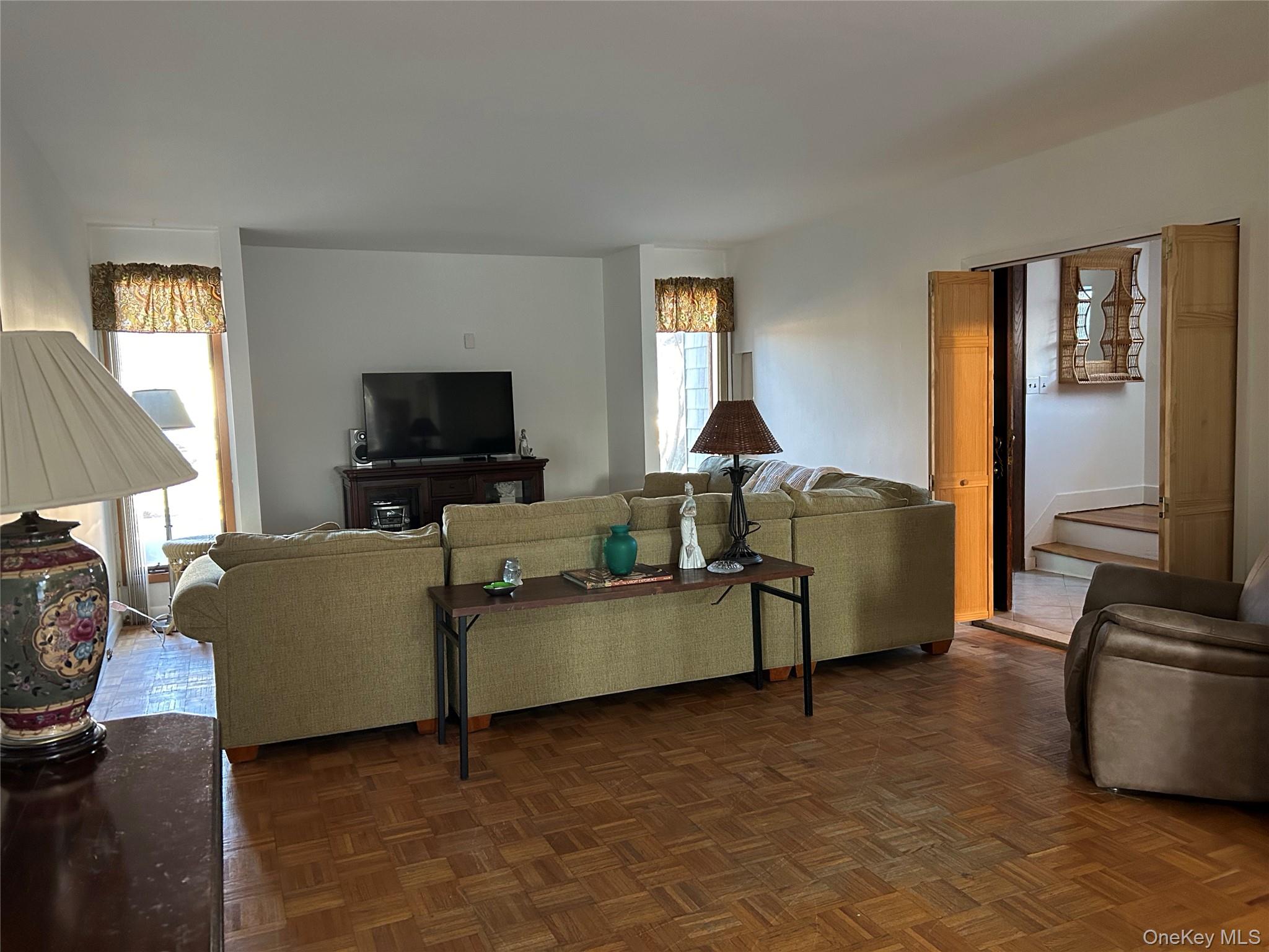 70 E Beverly Parkway, Valley Stream, NY 11580