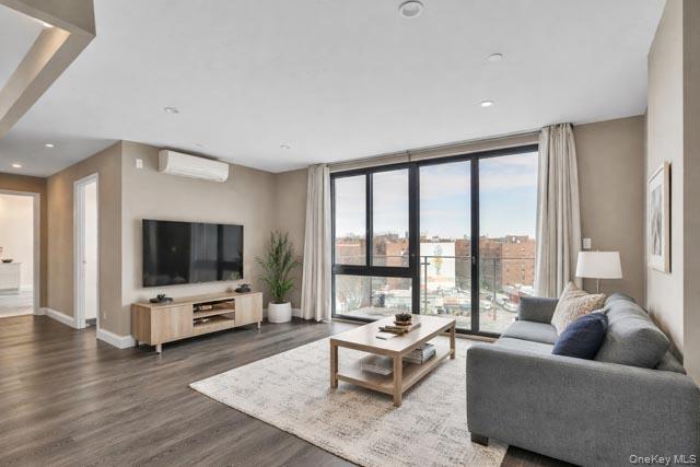 4516 83 Street # E8F, Elmhurst, NY 11373