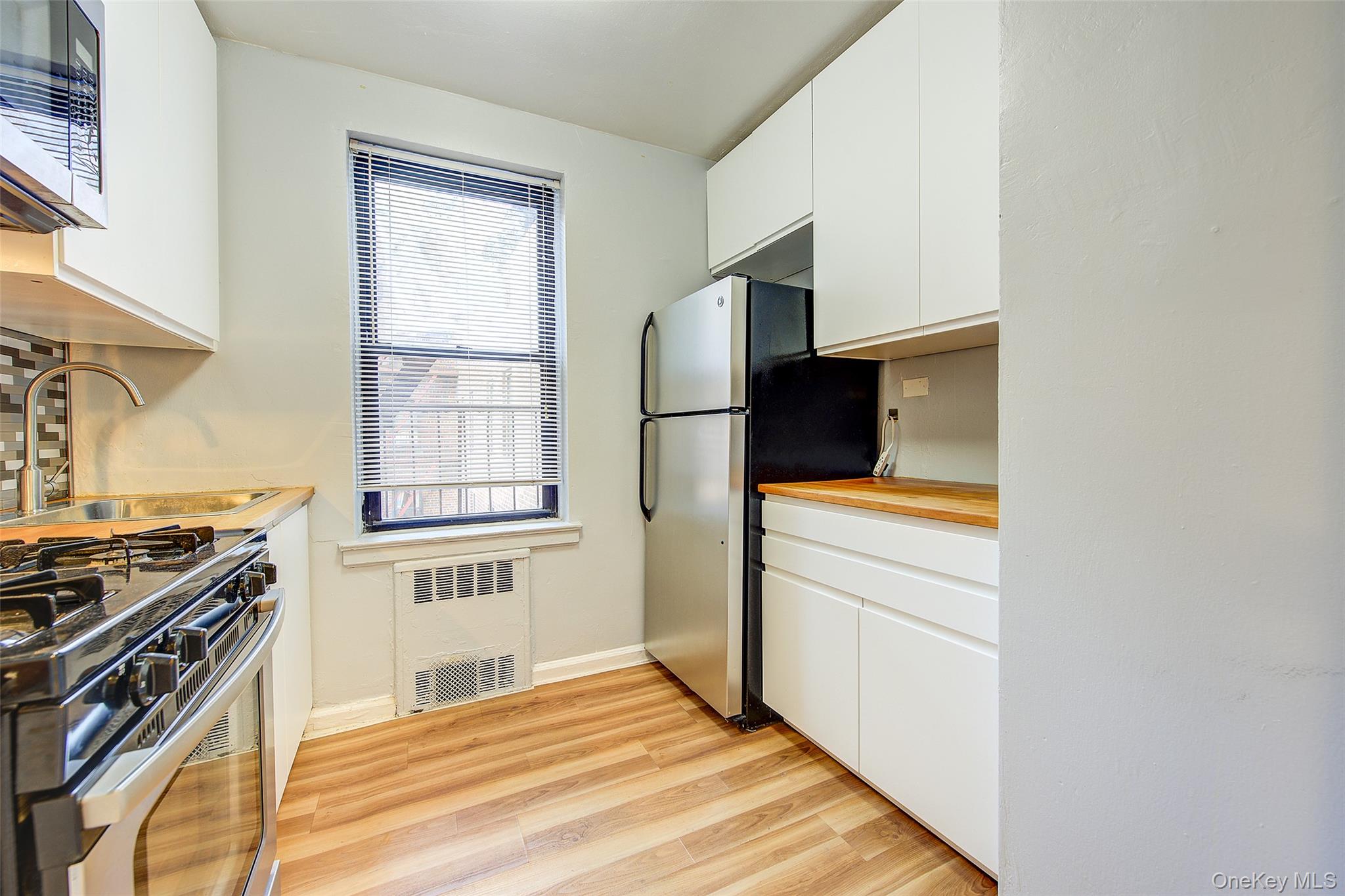 65-35 108th # D7, Forest Hills, NY 11375