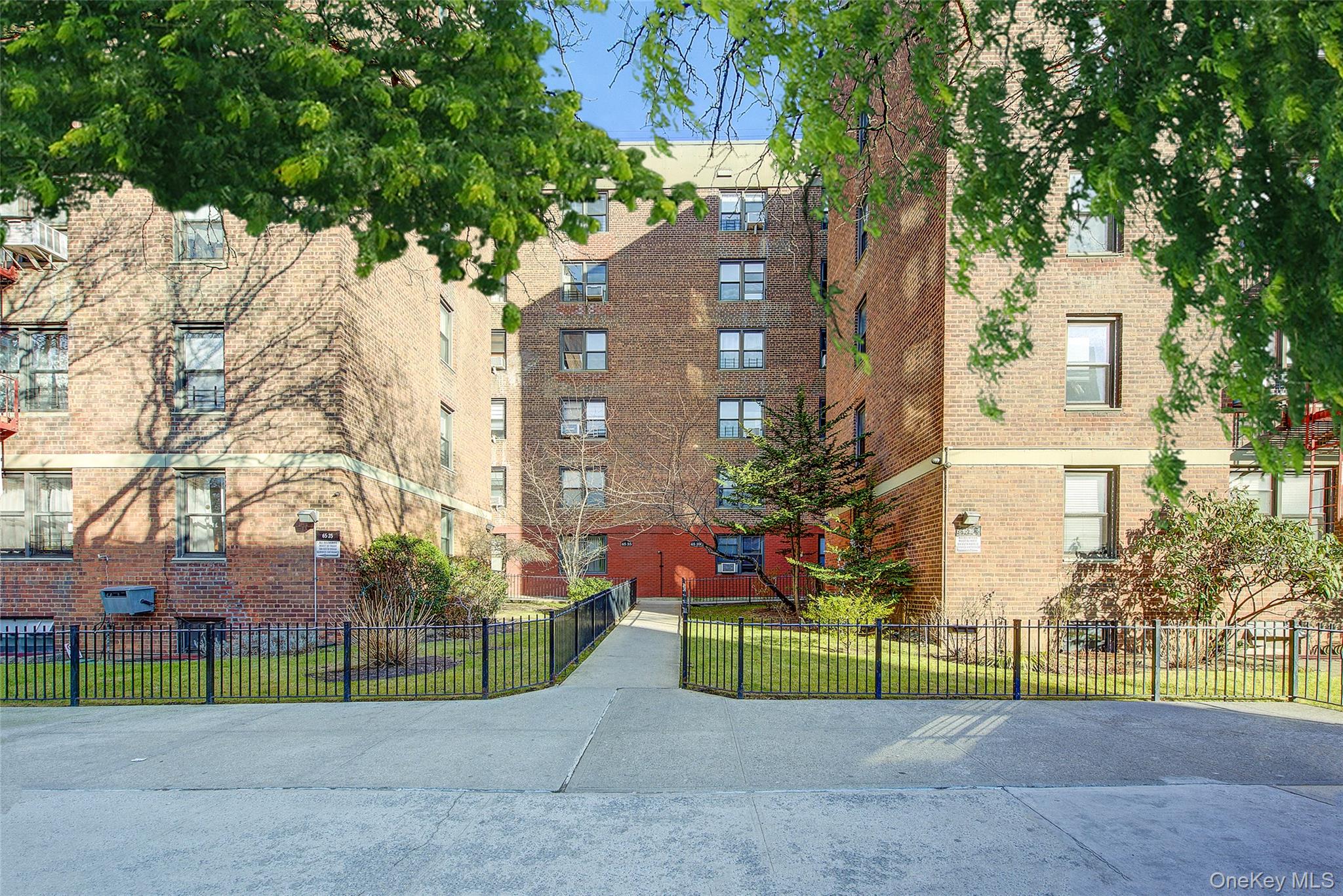 65-35 108th # D7, Forest Hills, NY 11375