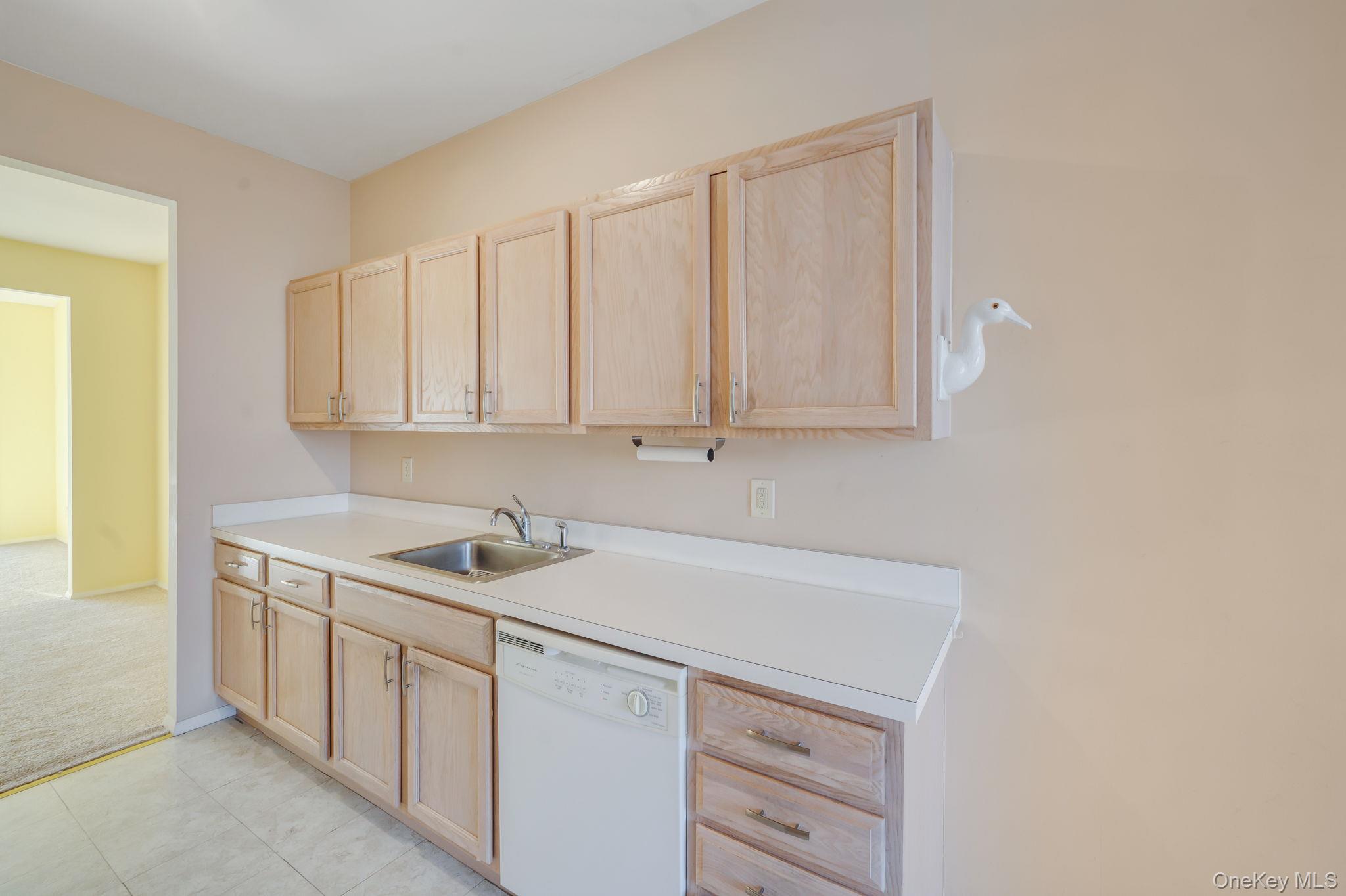 11 Cranberry Circle, Medford, NY 11763