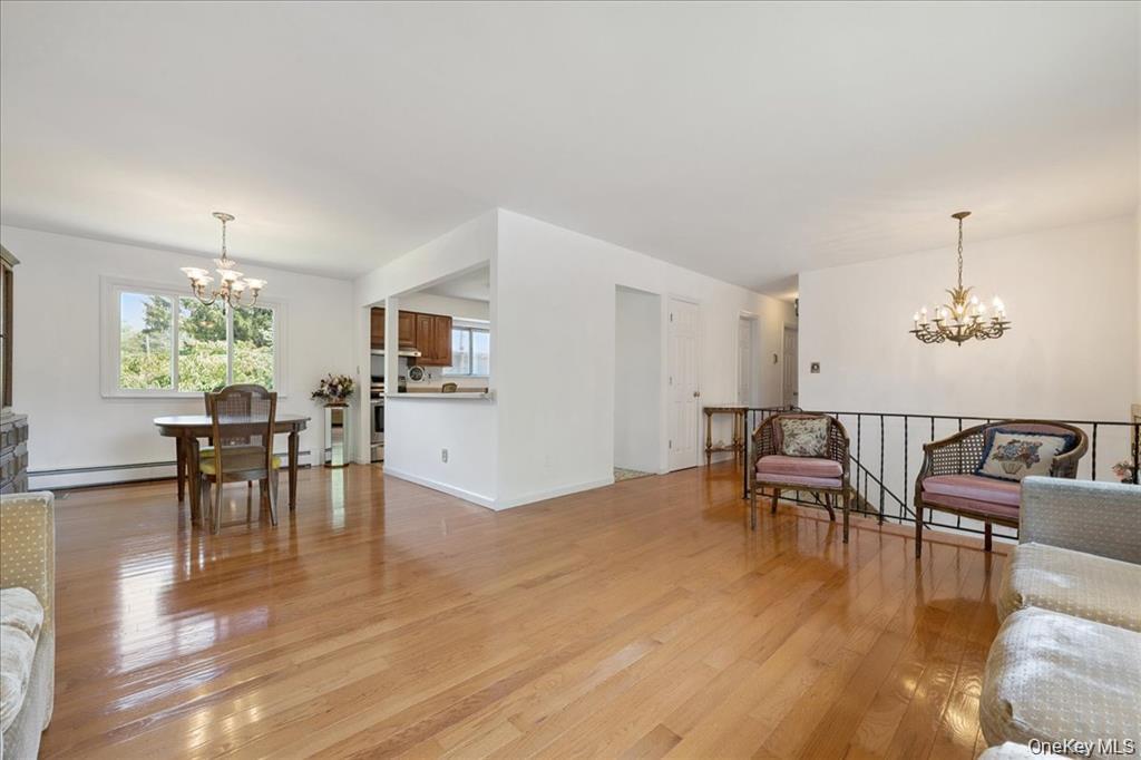 10 Marsulin Drive, Syosset, NY 11791