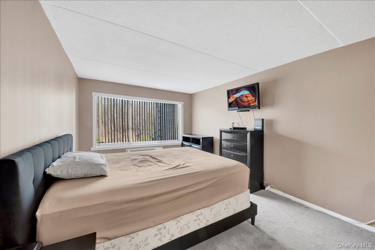 400 High Point Drive # PH6, Hartsdale, NY 10530