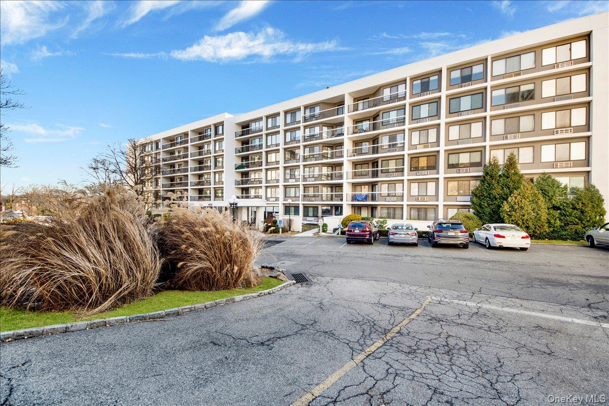 400 High Point Drive # PH6, Hartsdale, NY 10530