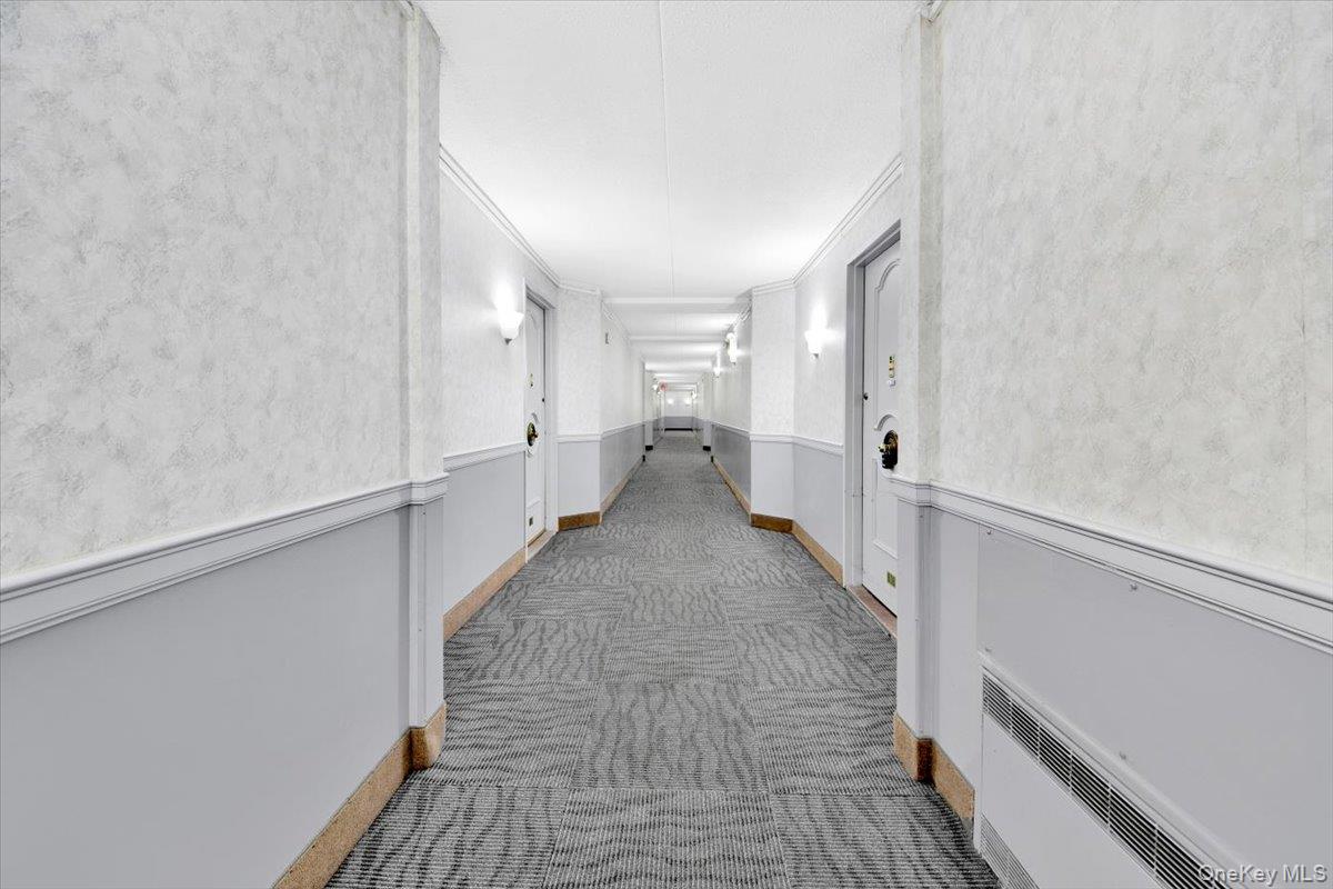 400 High Point Drive # PH6, Hartsdale, NY 10530