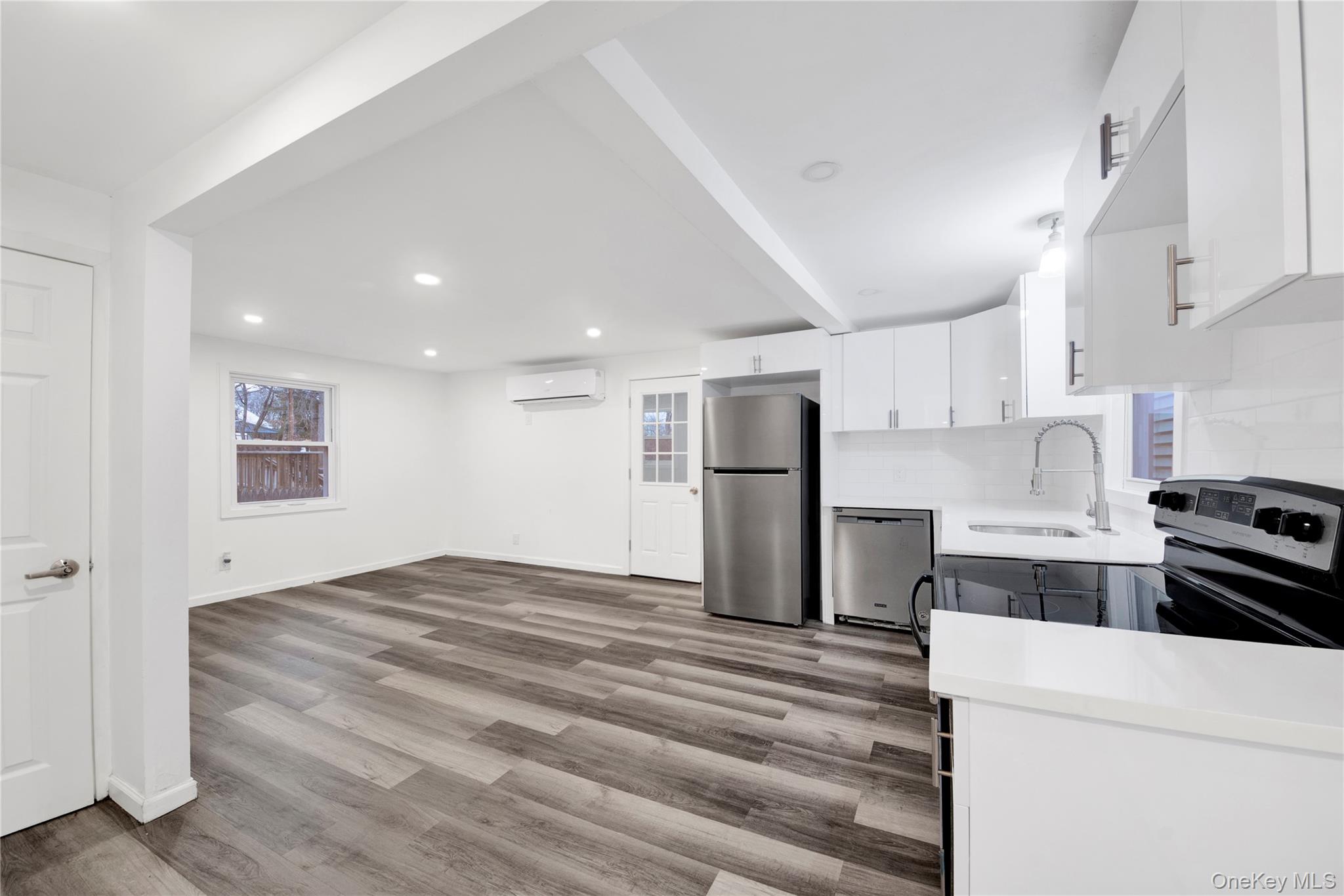 103 N Pierpont Avenue, Newburgh, NY 12550