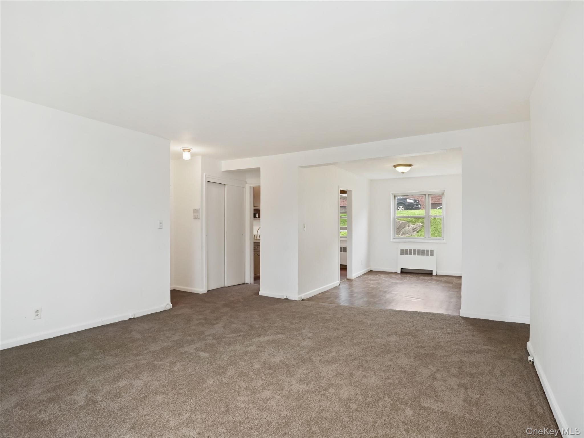 6 DeHaven Drive # 1E, Yonkers, NY 10703