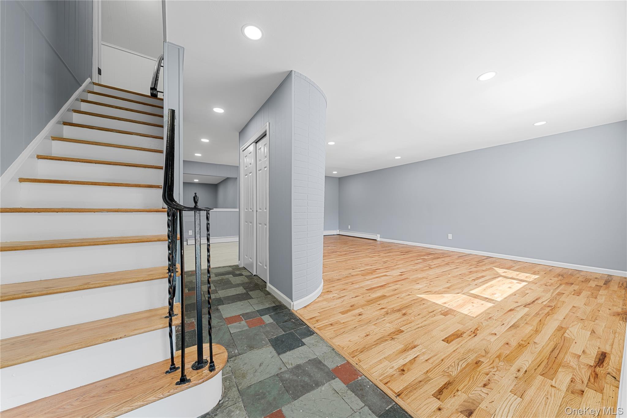 188 W End Avenue, Shirley, NY 11967